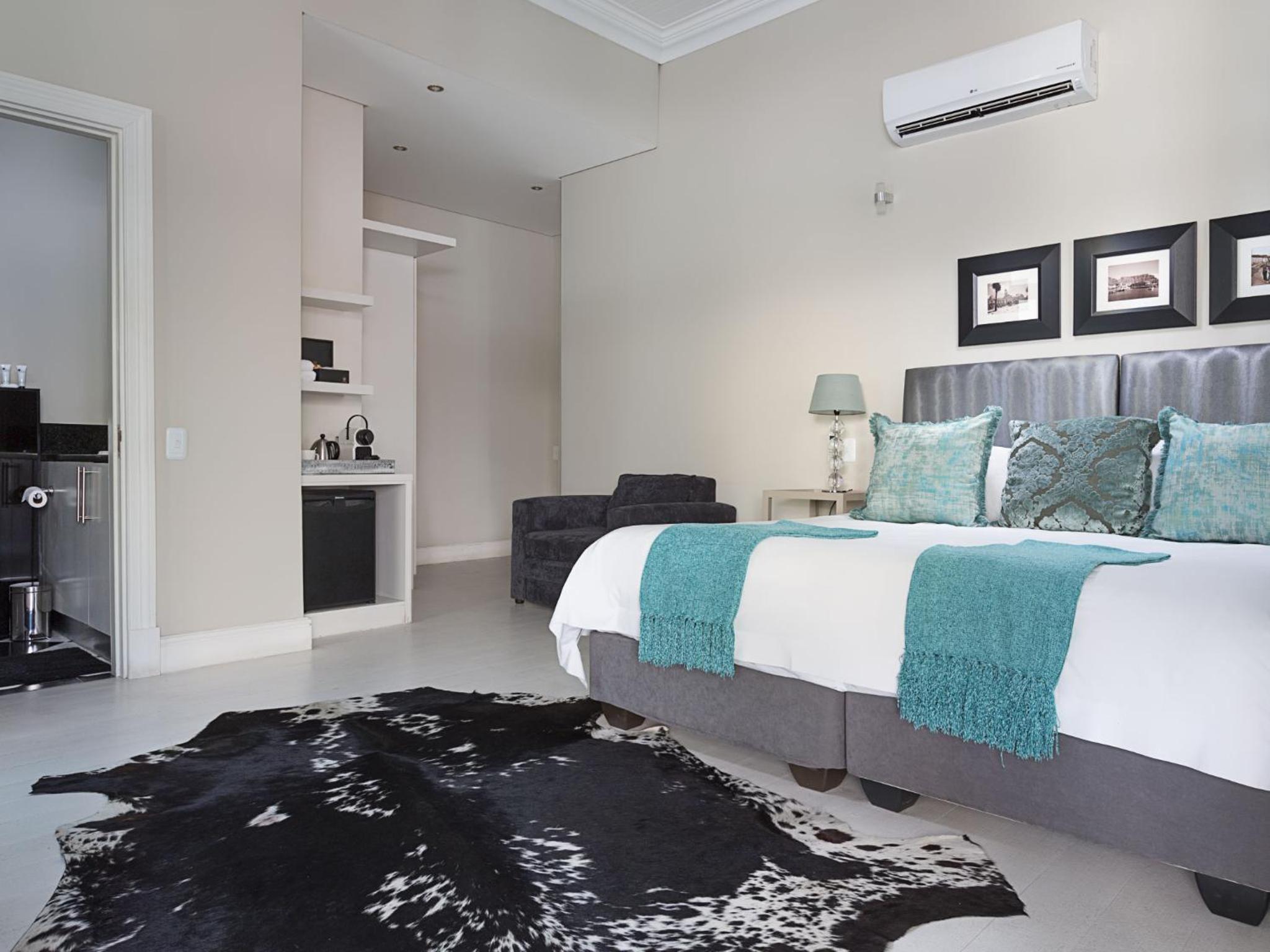 Deluxe Double or Twin Room with Balcony photo 2
