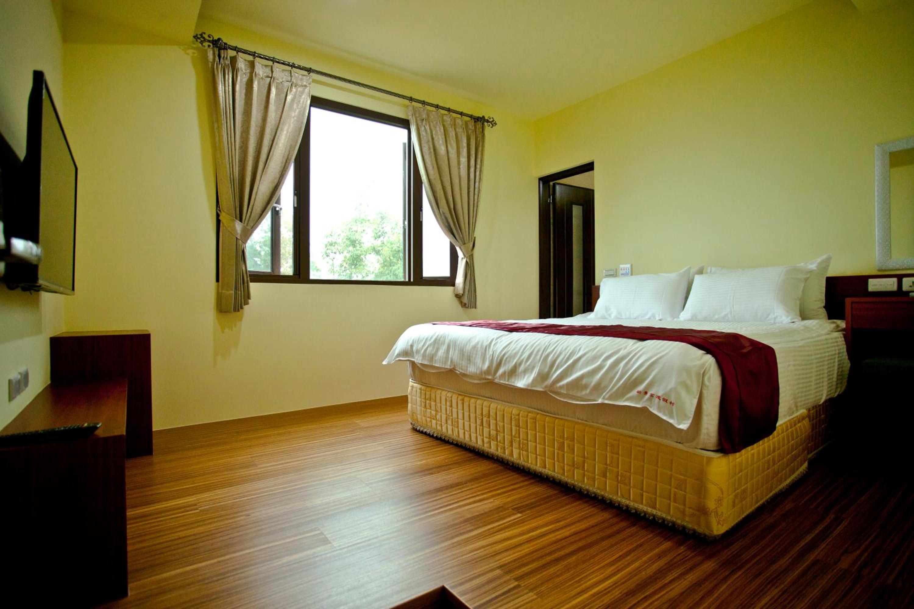 King Room with Mountain View photo 3