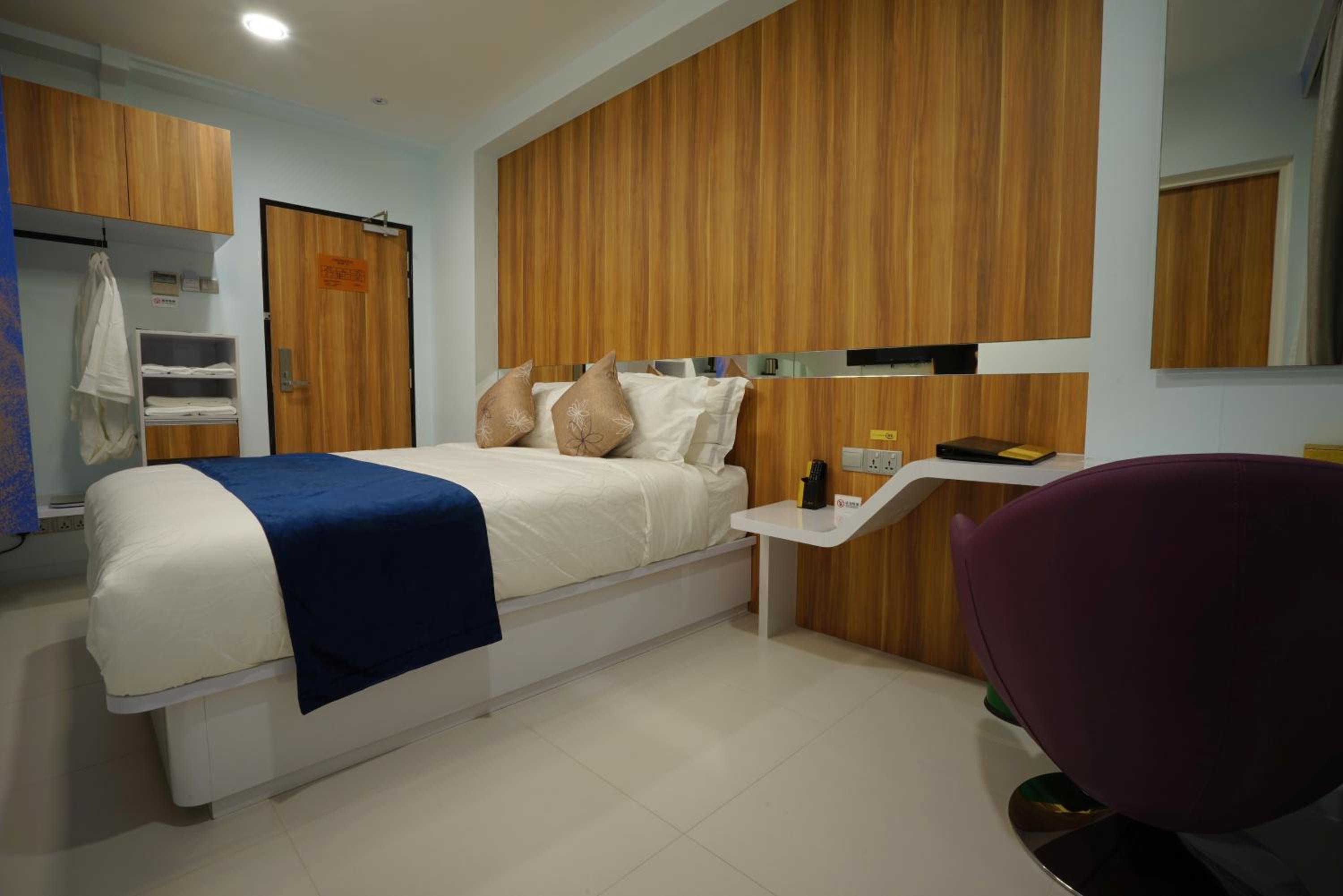 Superior Queen Room