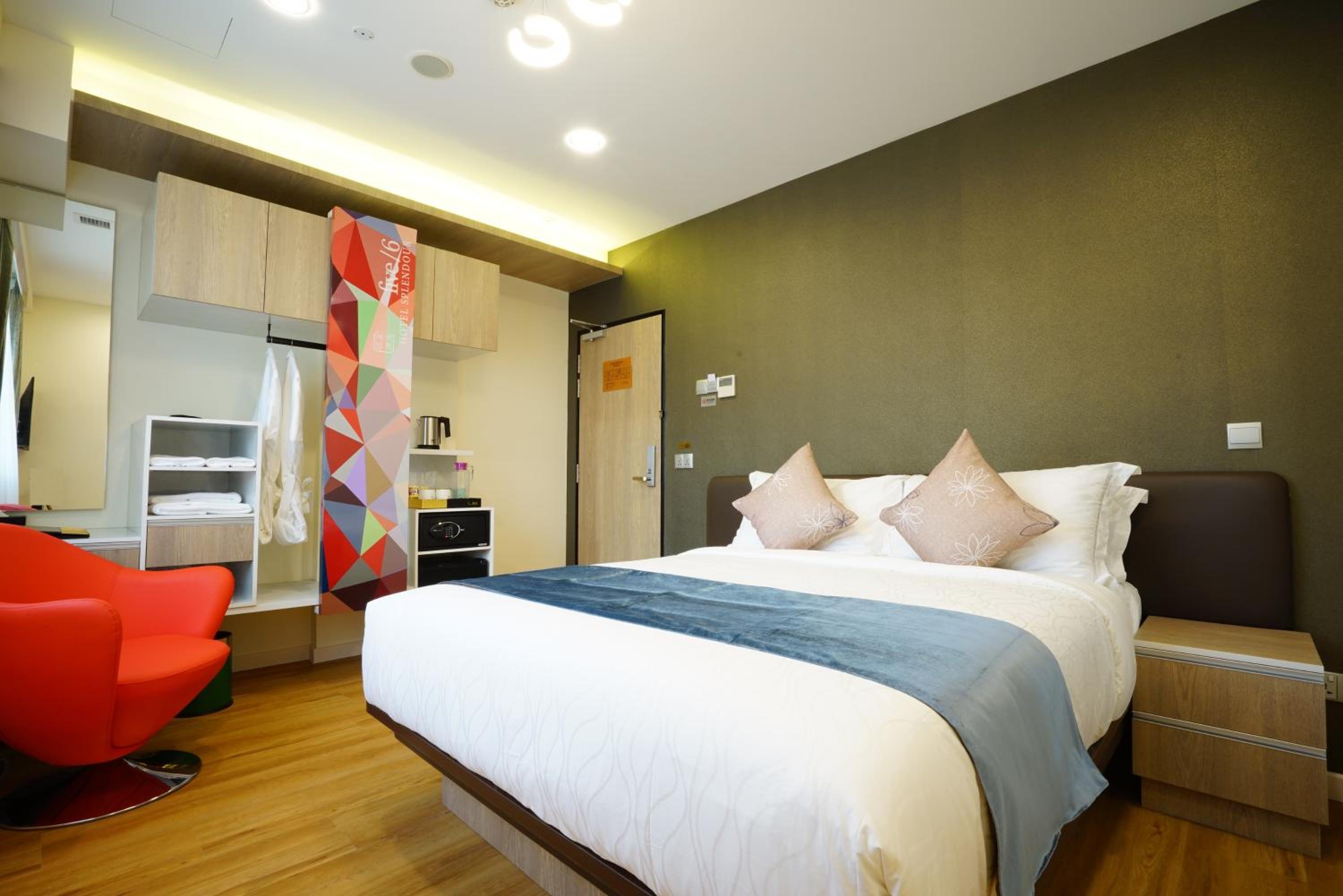 Superior Queen Room