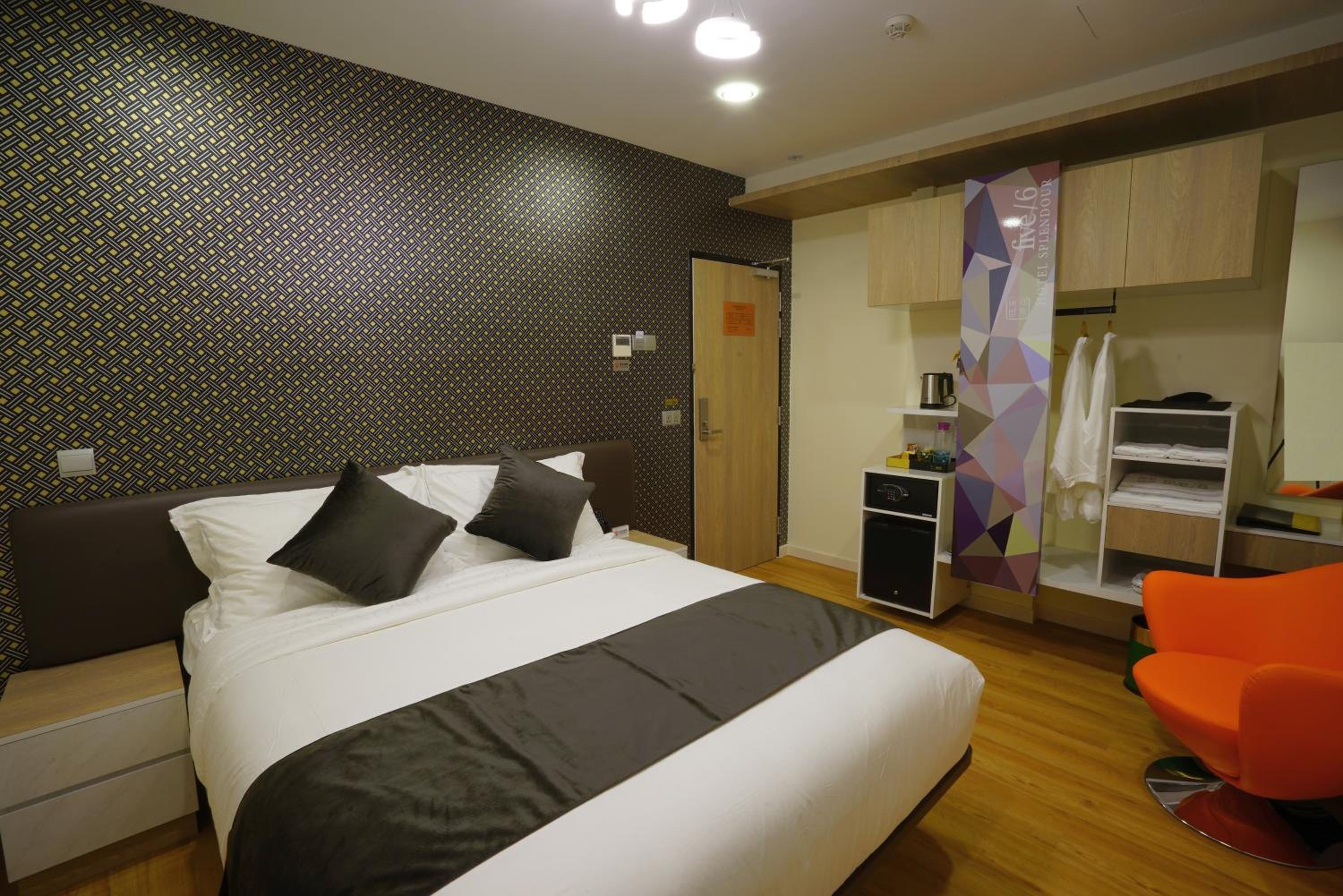 Superior Queen Room