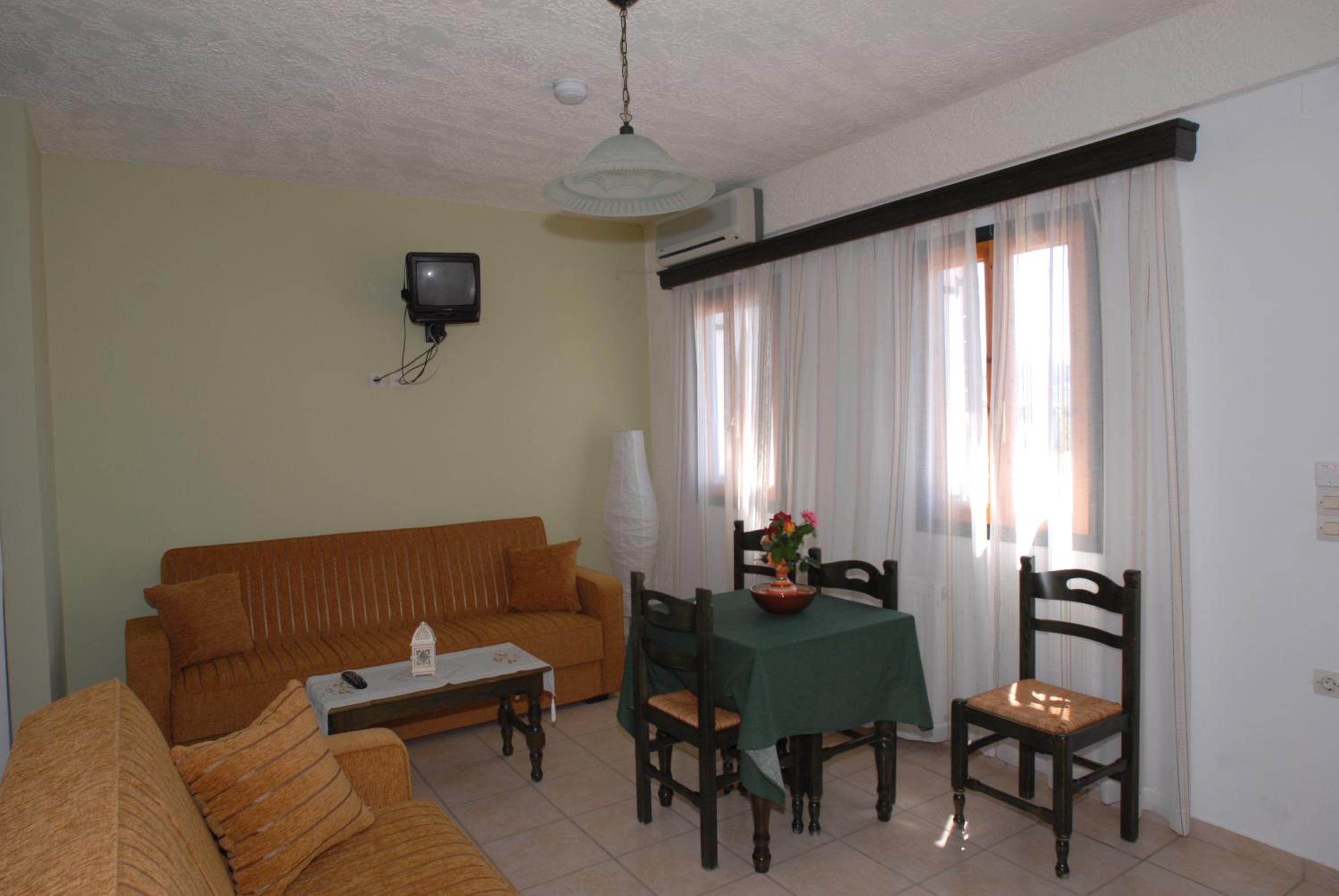 One-Bedroom Apartment (2 Adults) photo 2