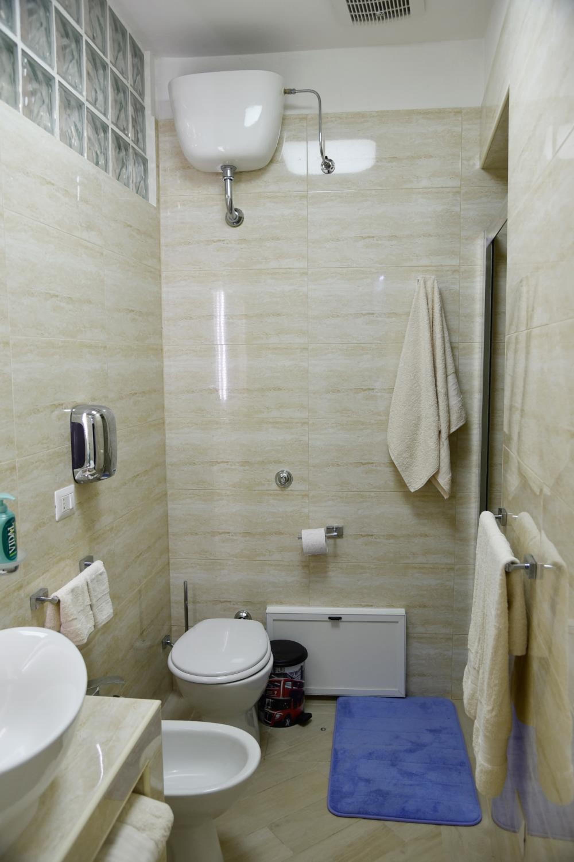 Double or Twin Room - Private Bathroom  - Photo 51