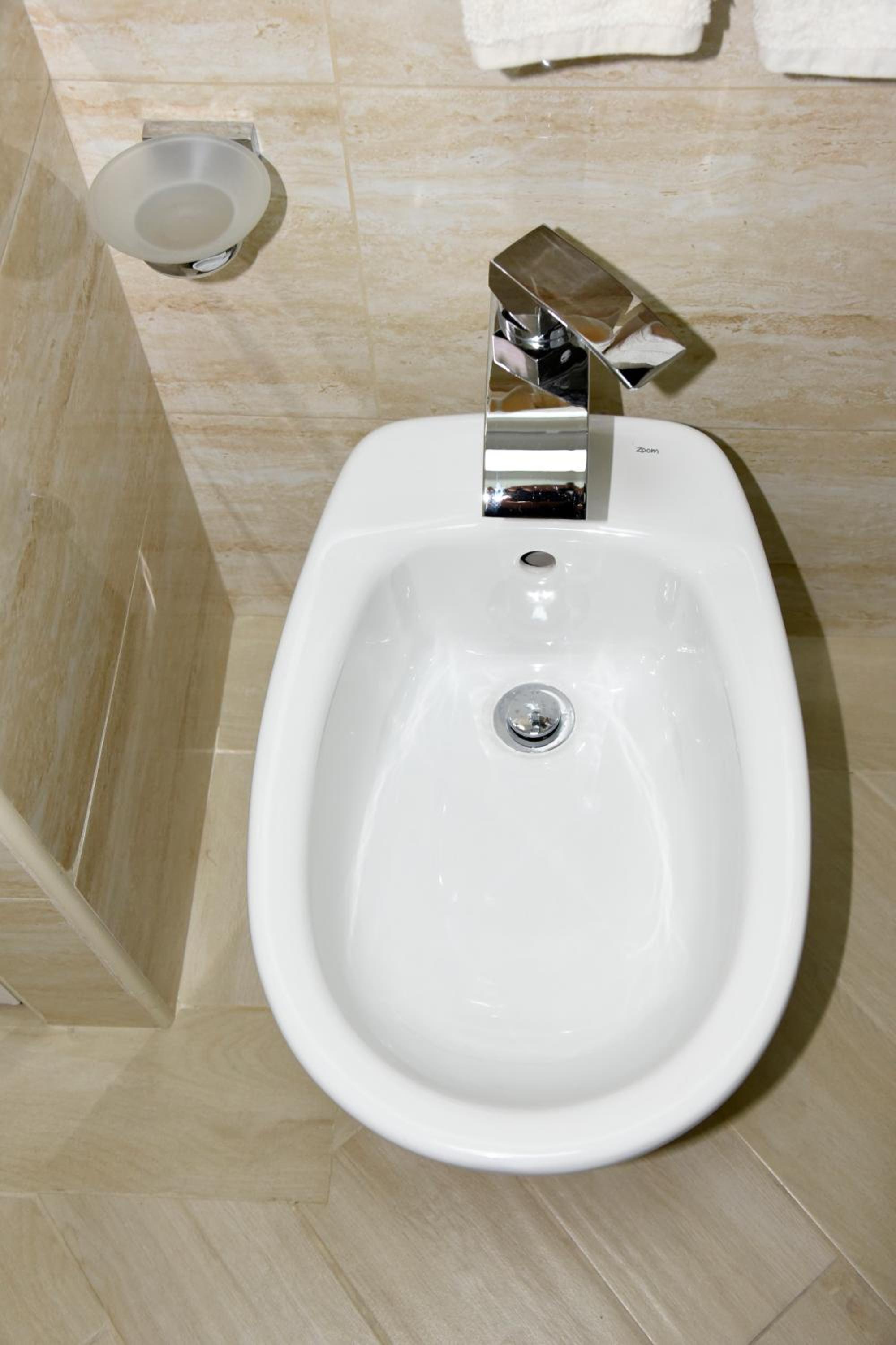 Double or Twin Room - Private Bathroom  - Photo 40
