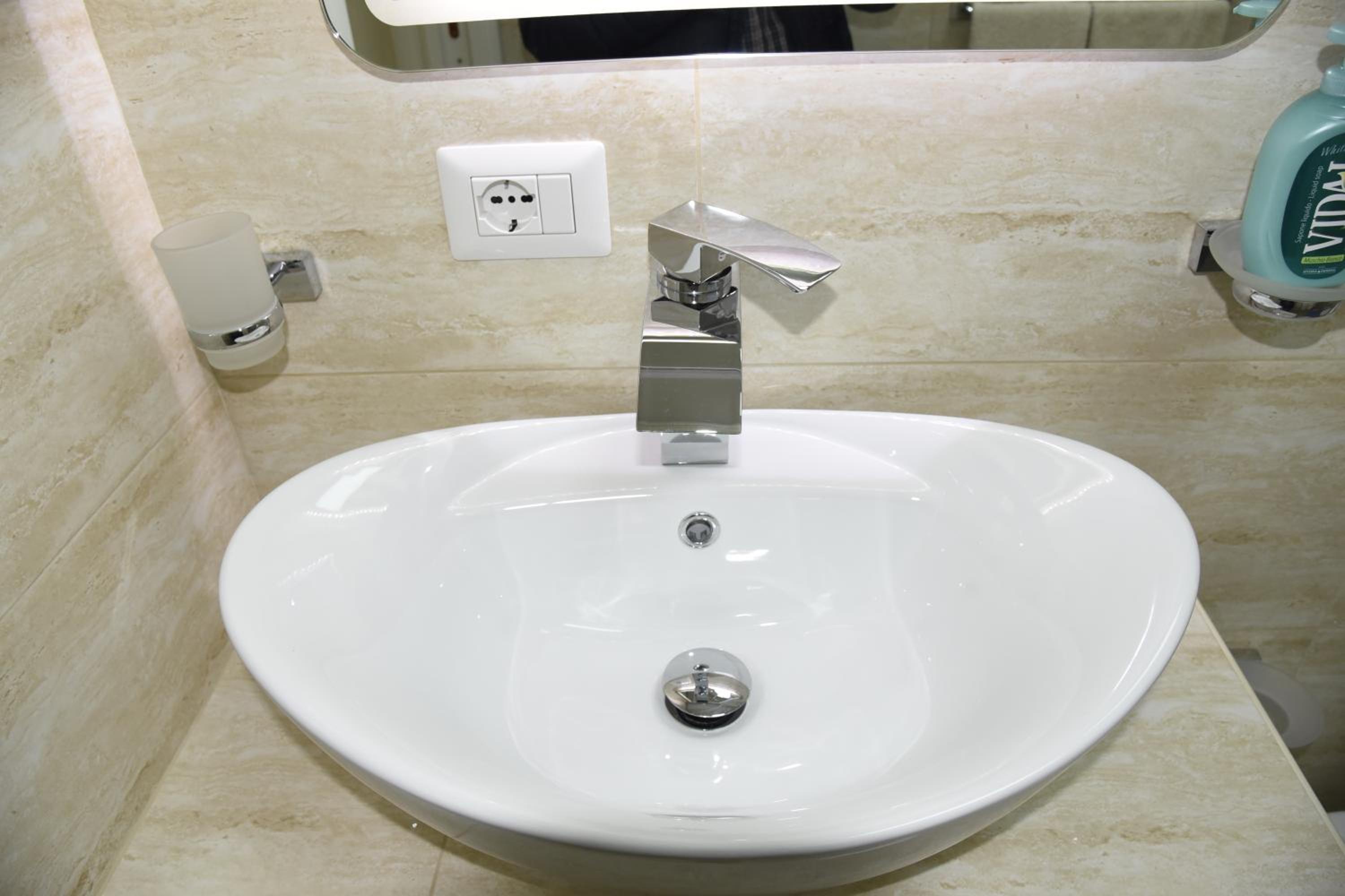 Double or Twin Room - Private Bathroom  - Photo 37