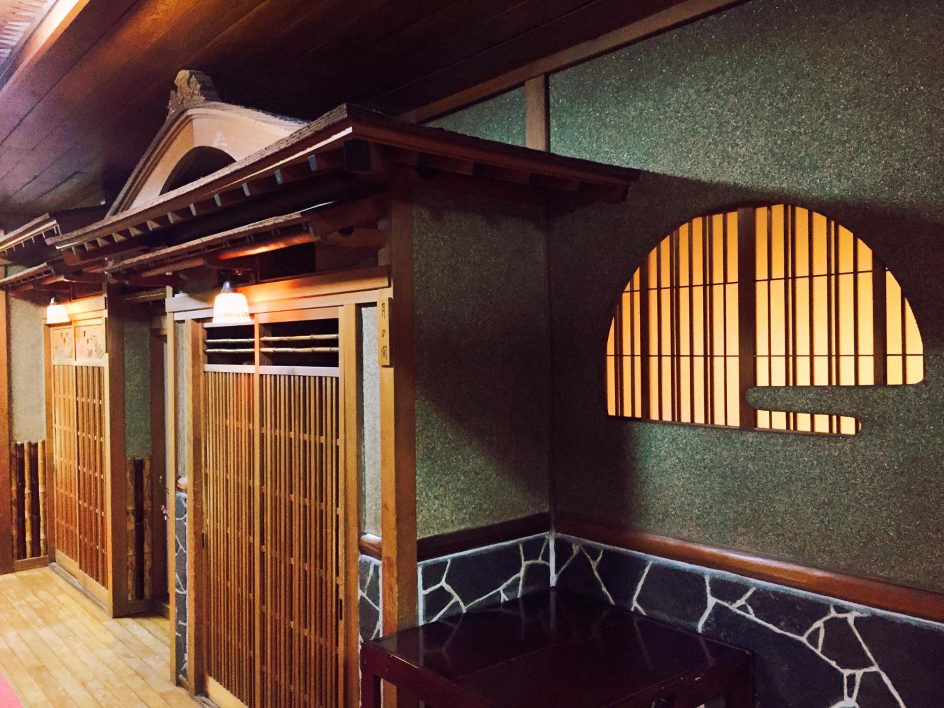 Japanese-Style Twin Room with Shared Bathroom photo 2
