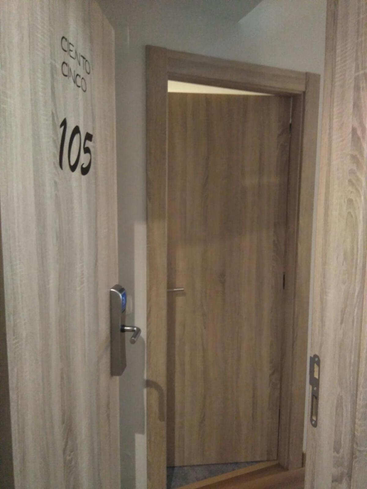 Triple Room - Photo 9