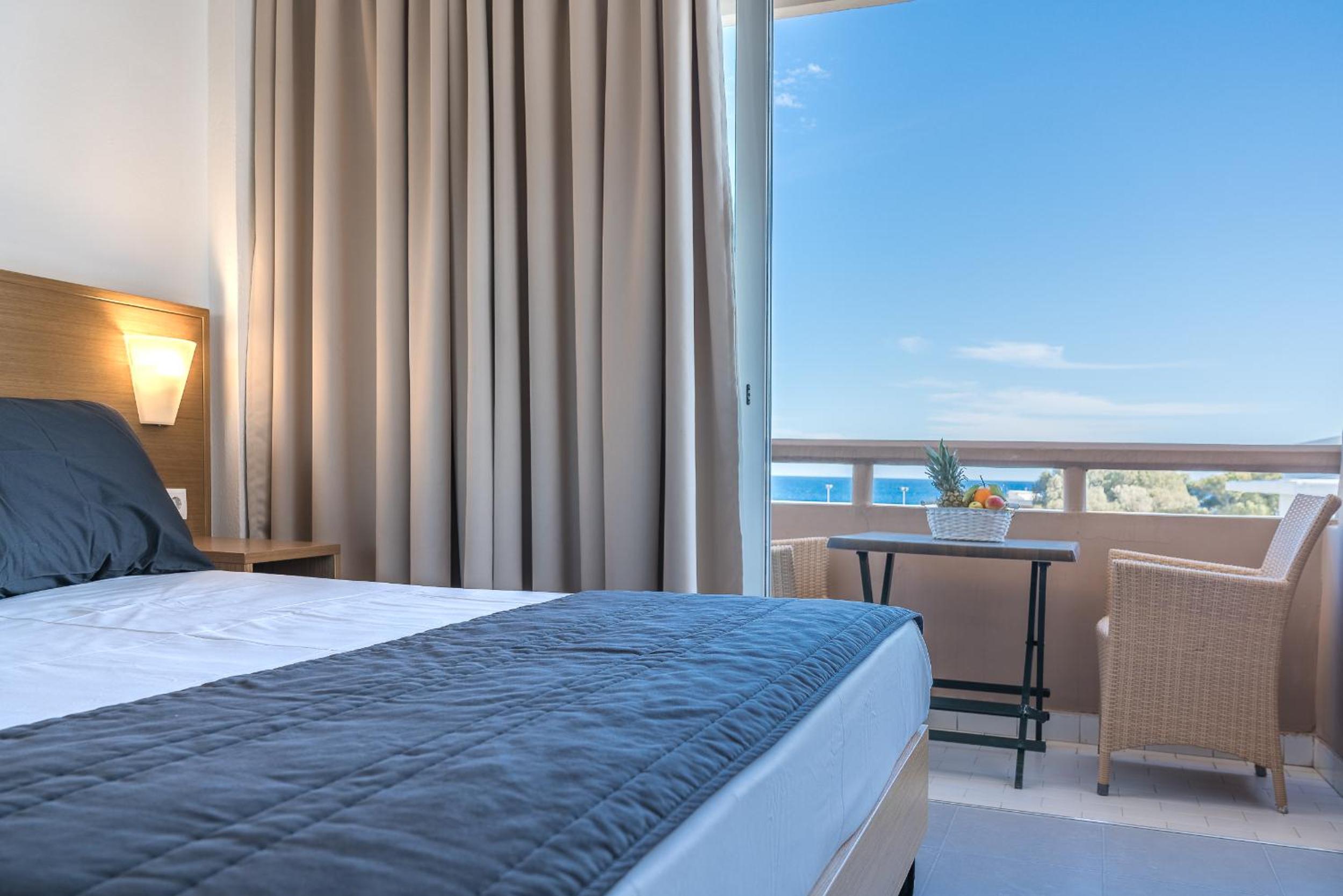 Superior Triple Room - Photo 11