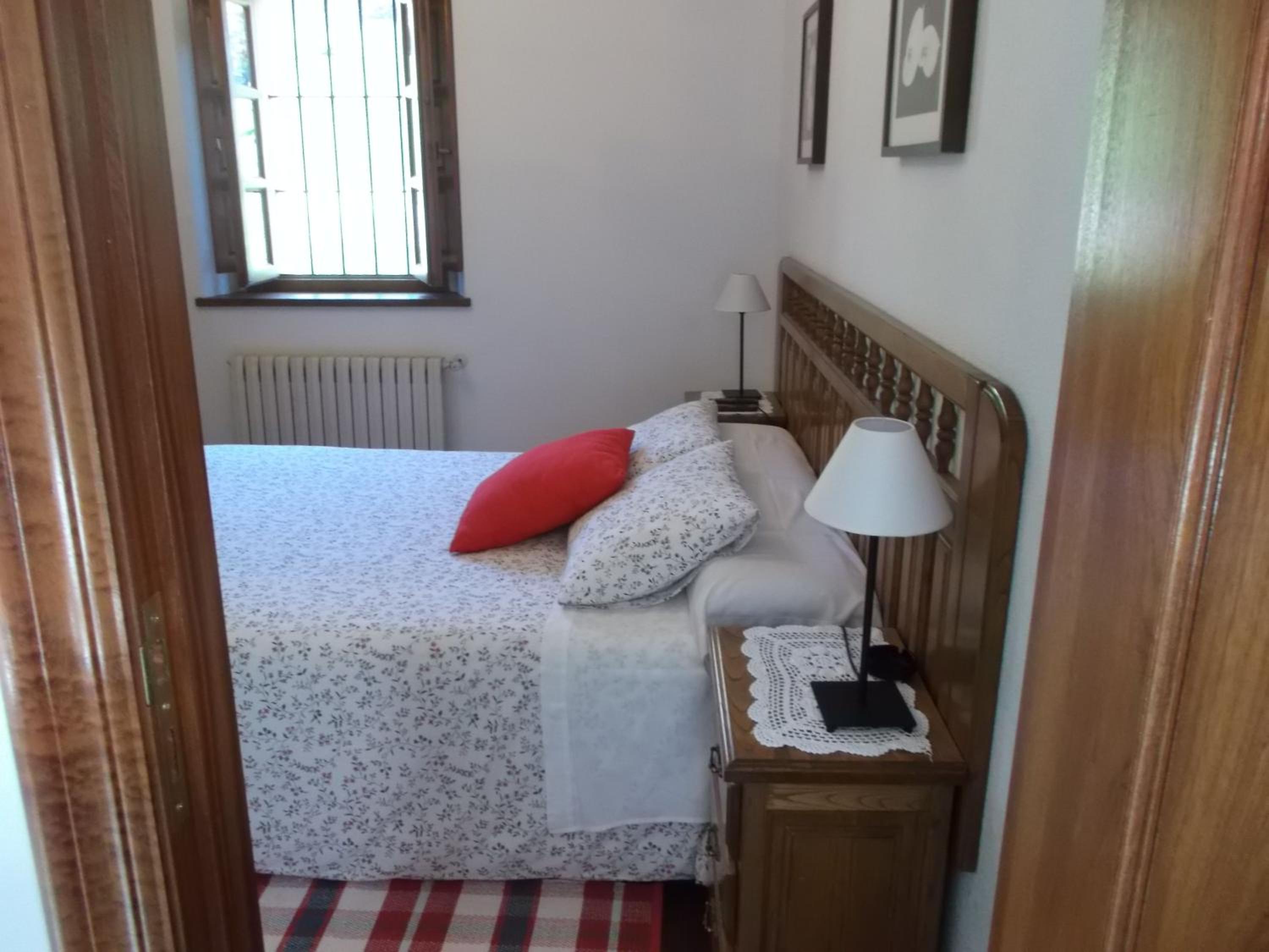 Double Room - Photo 3