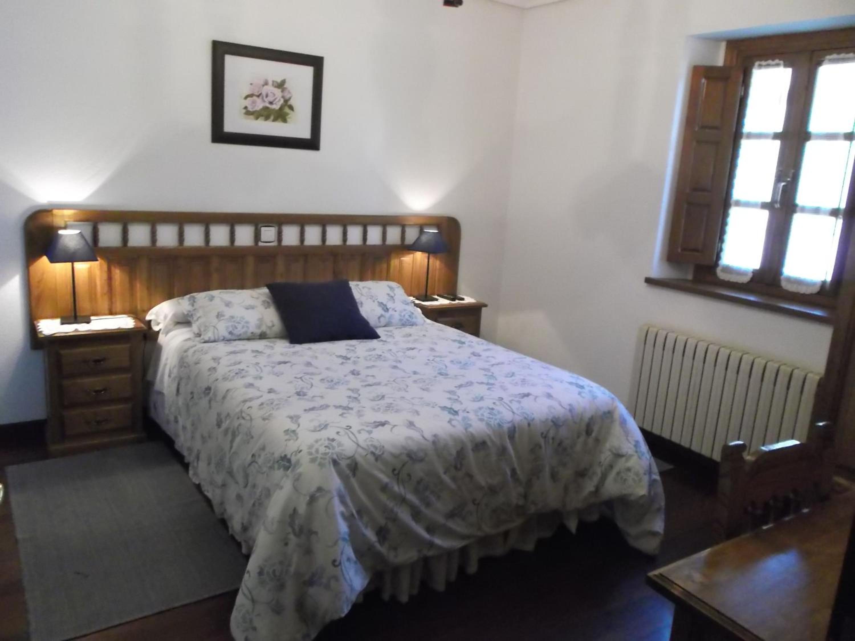 Double Room - Photo 9