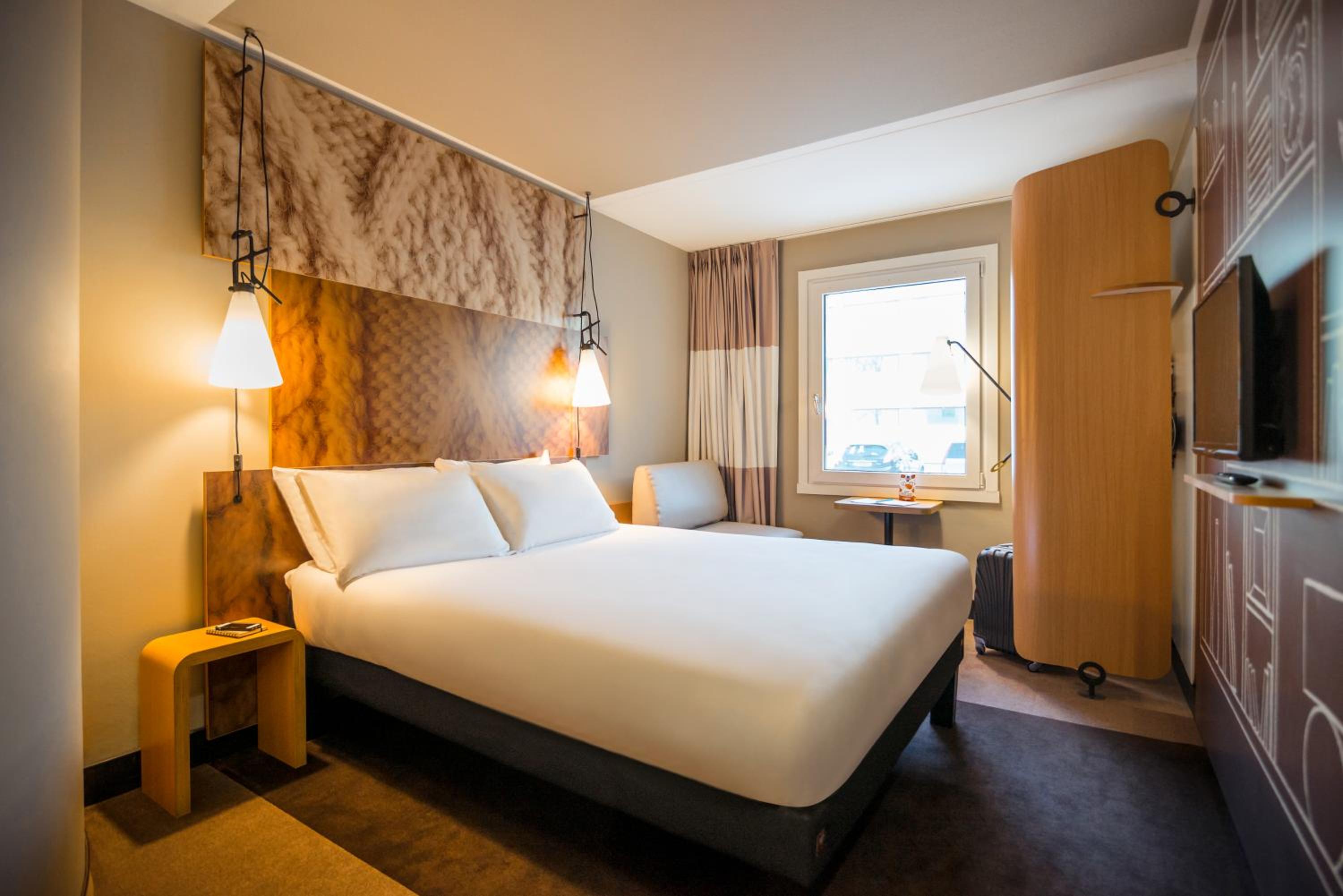 Superior Room with Double Bed and Sofa photo 1