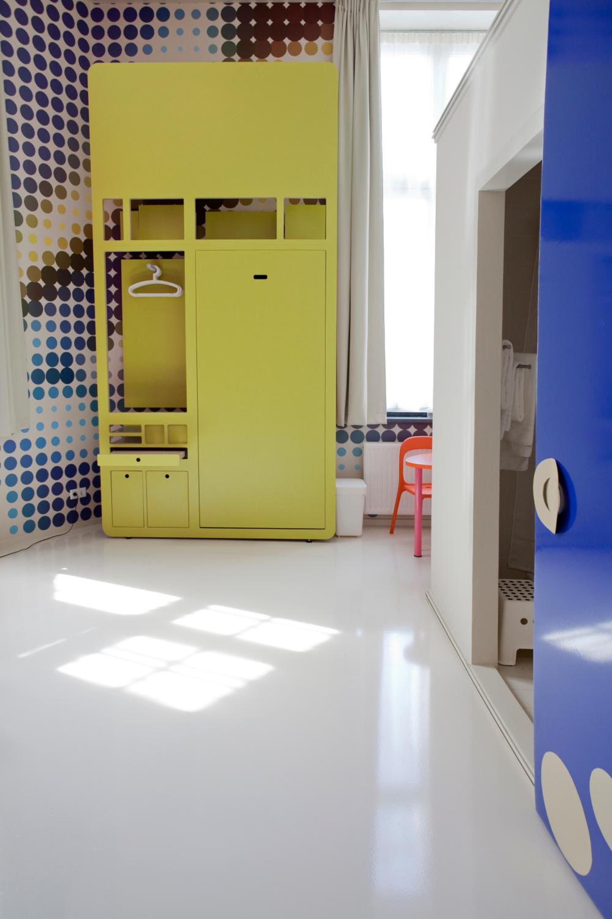 Twin Room - Photo 2
