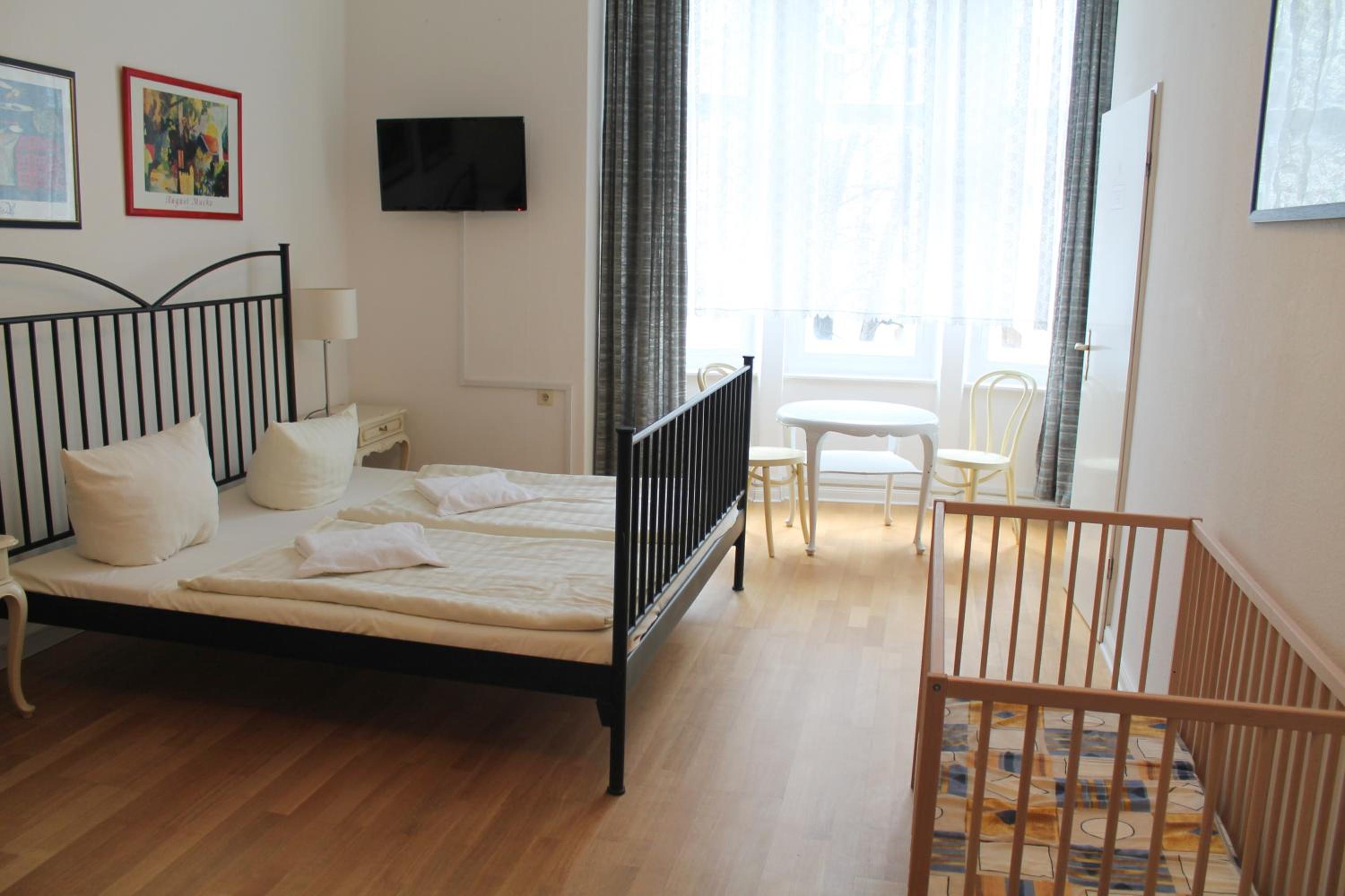 Quadruple Room photo 2