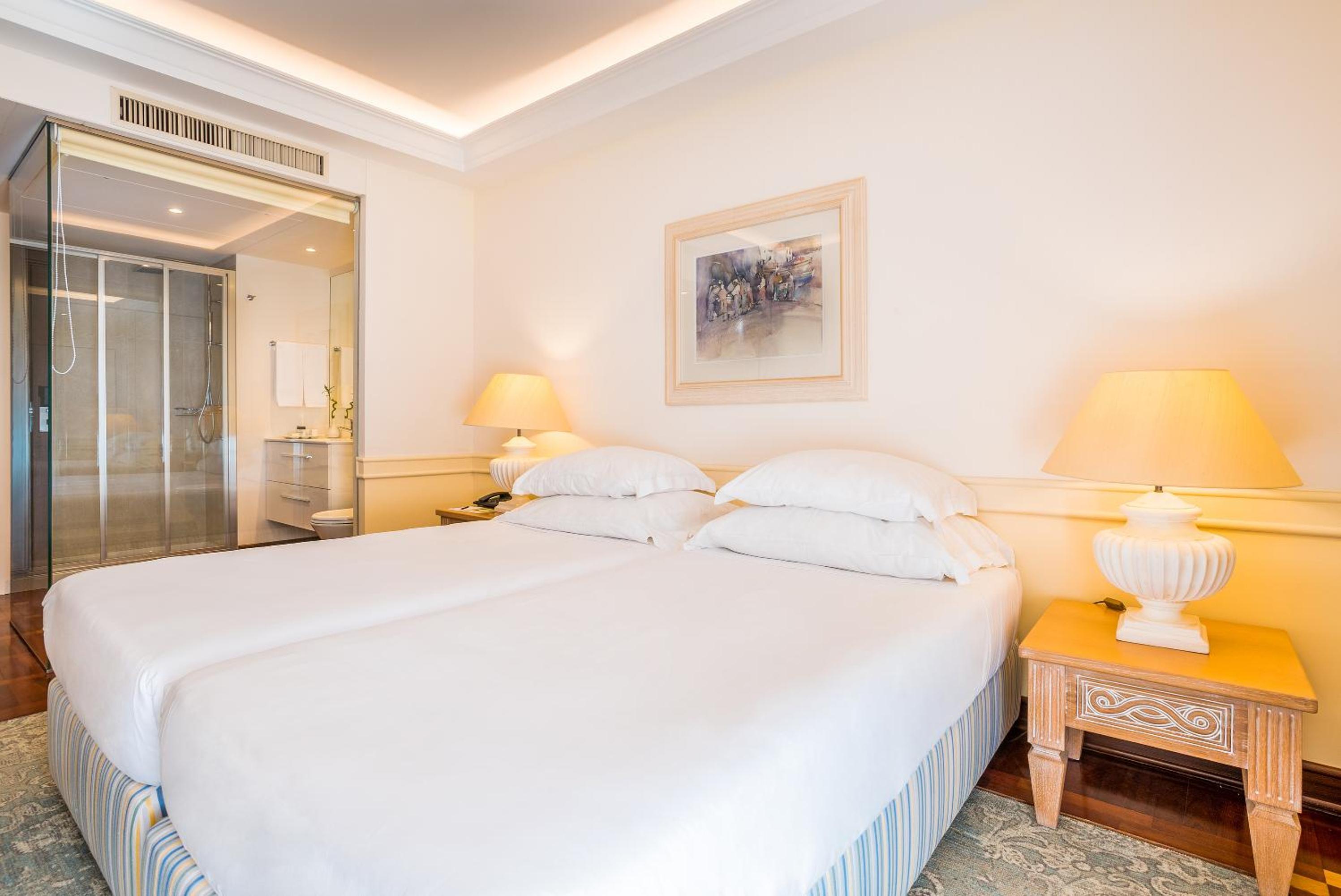 Classic Twin Room - Photo 1