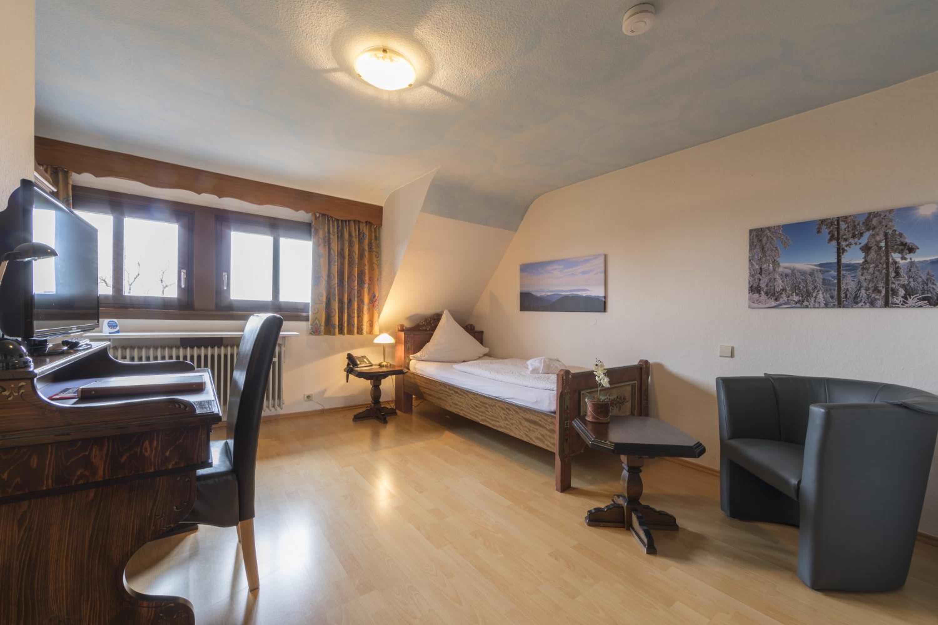 Standard Single Room