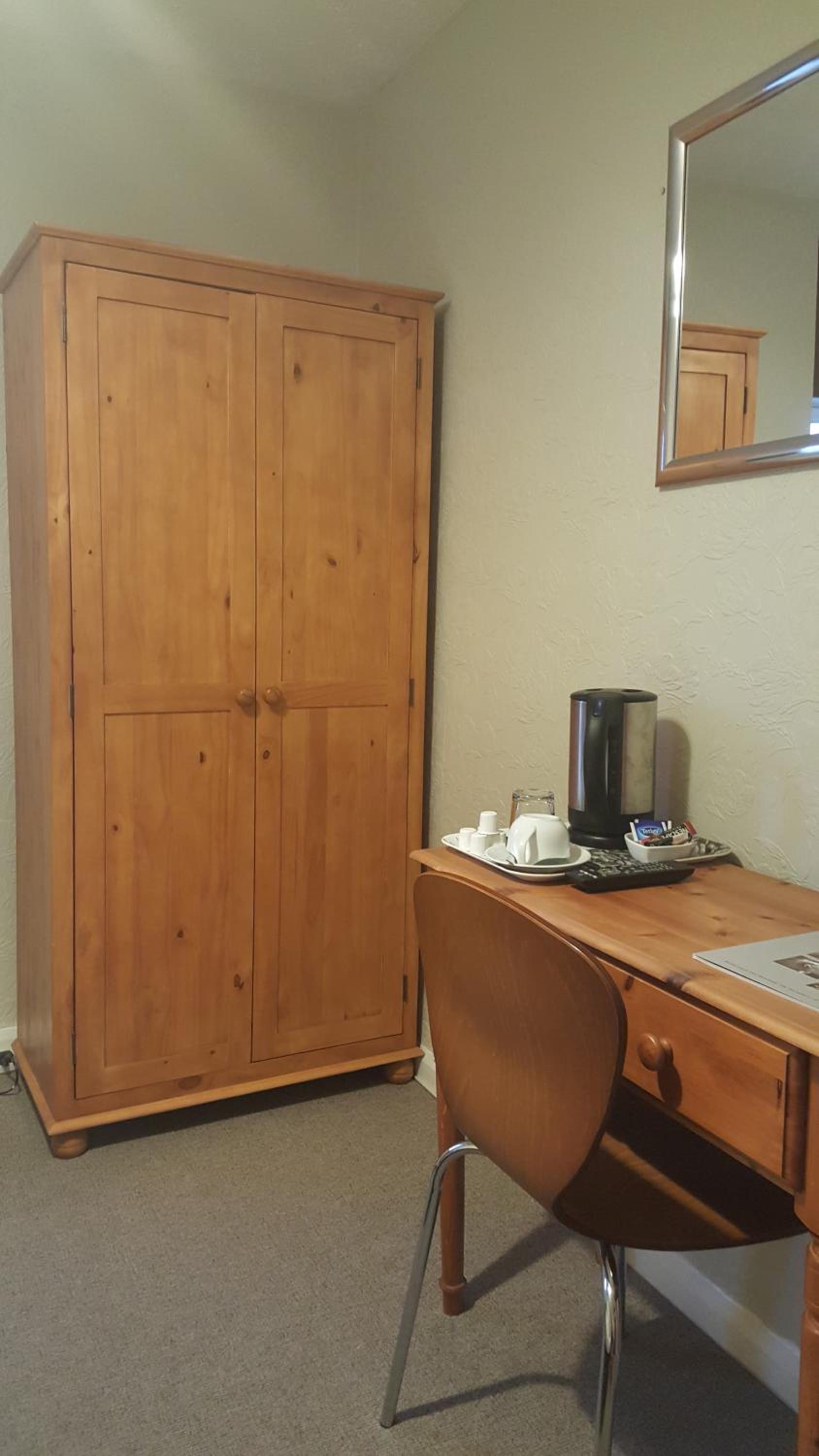 Budget Single Room photo 2