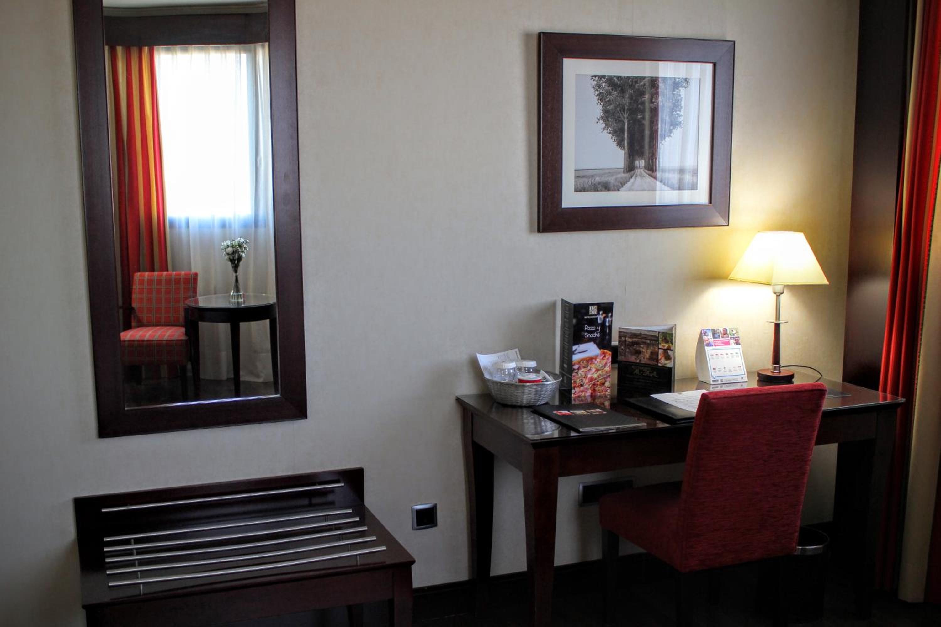 Double or Twin Room with Parking