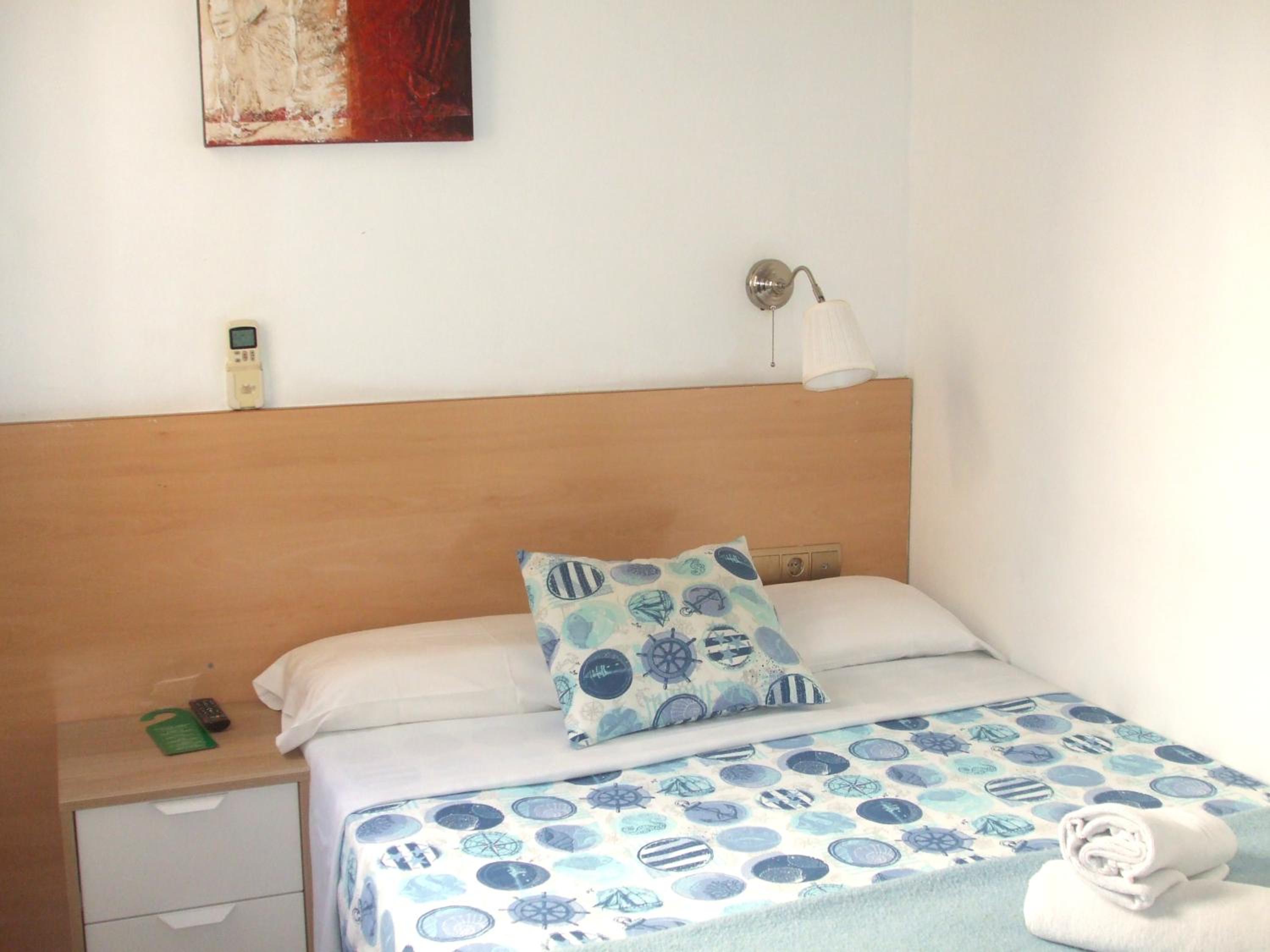 Double Room with Shared Bathroom photo 1