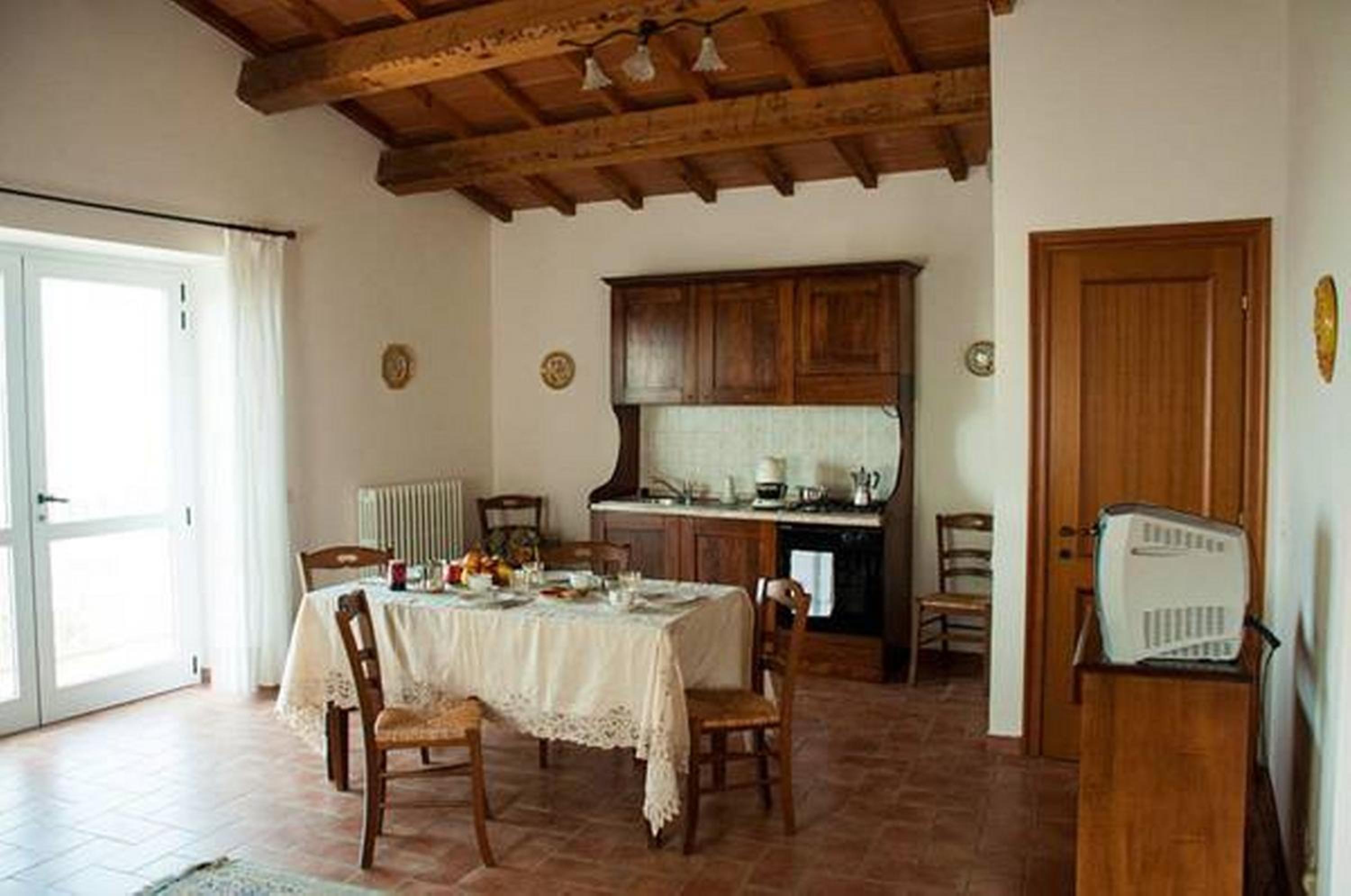Two-Bedroom Apartment (6 Adults) photo 2
