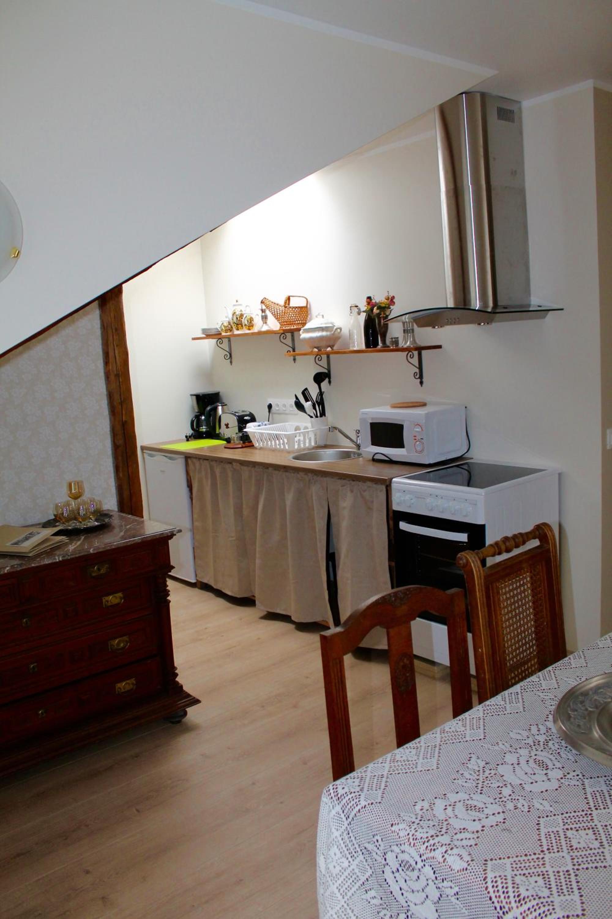 One-Bedroom Apartment - Photo 5
