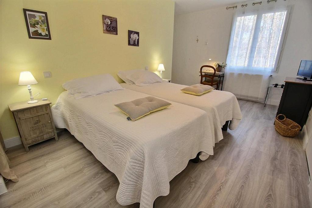 Double or Twin Room photo 1