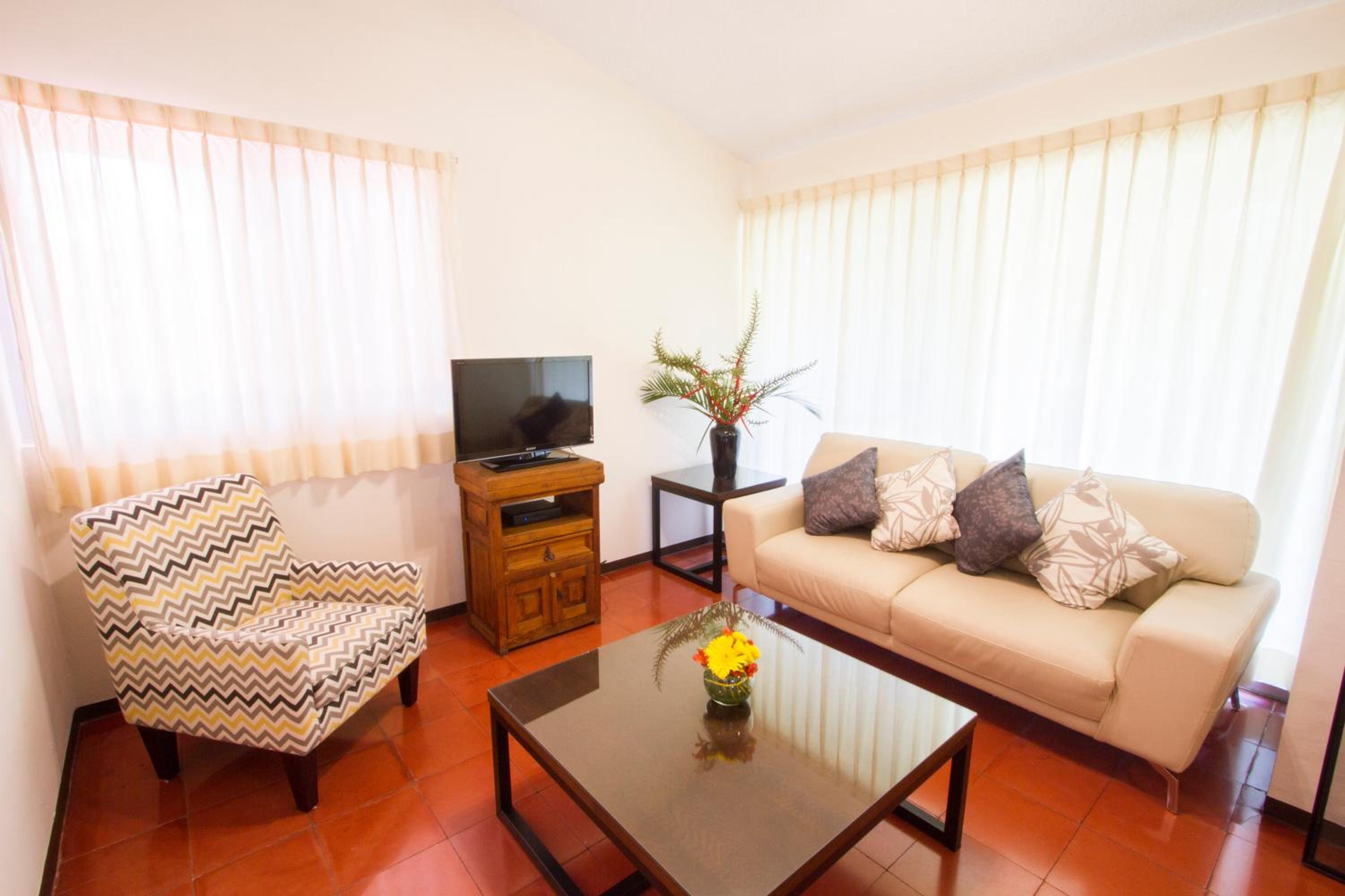 Deluxe Bungalow with Garden View photo 1