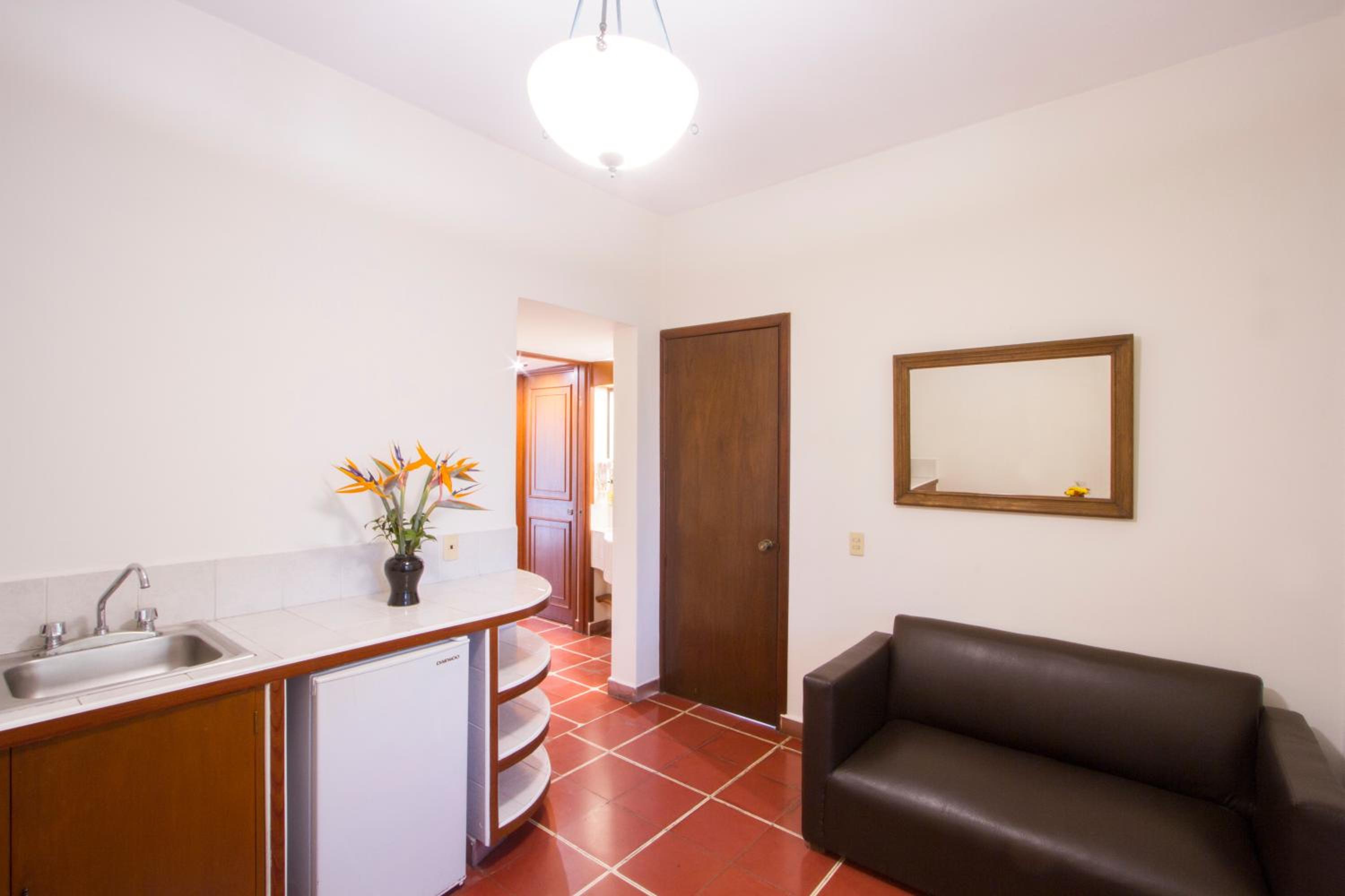 Junior Suite with Garden View photo 2