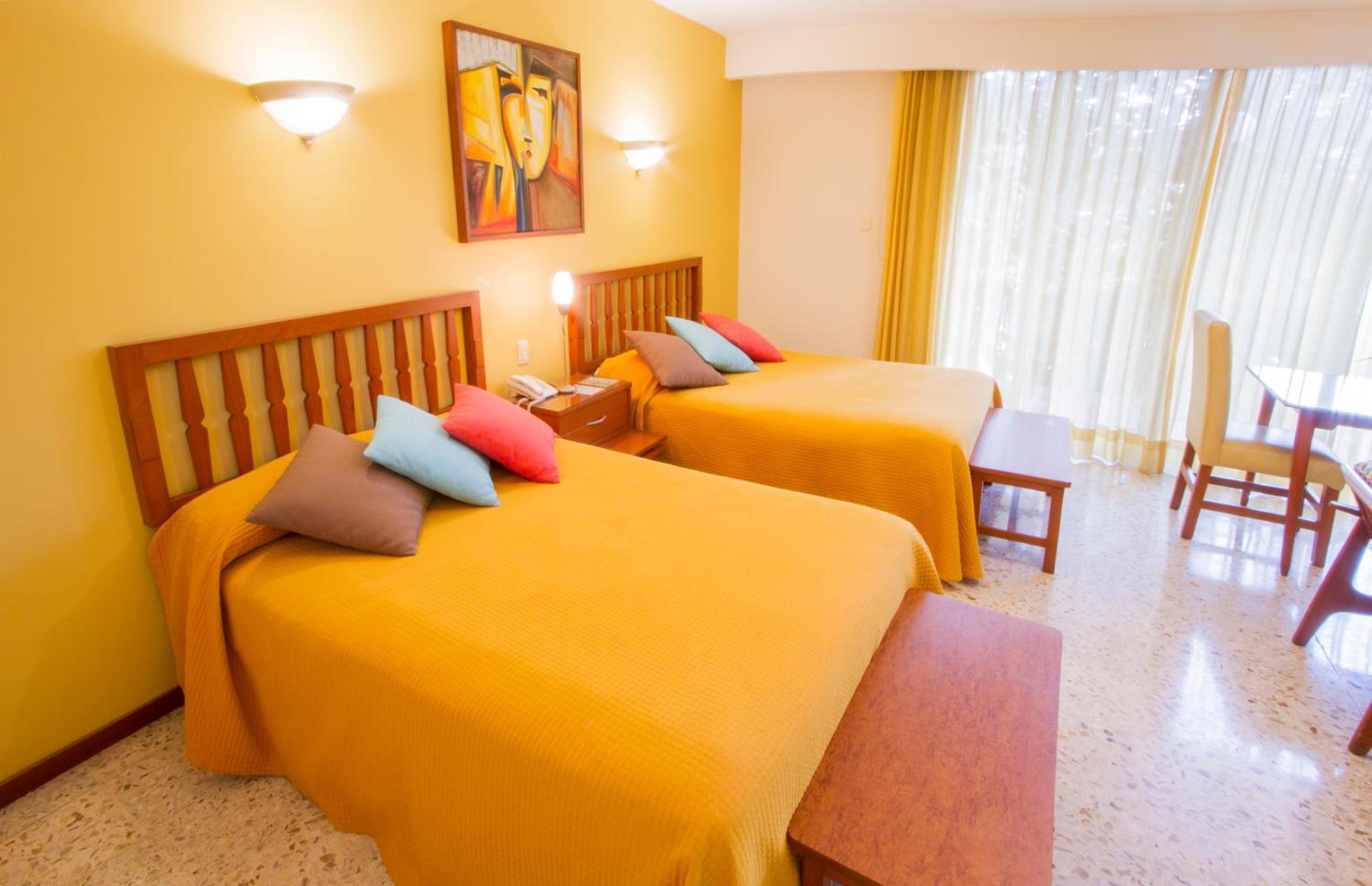 Twin Room - Photo 1