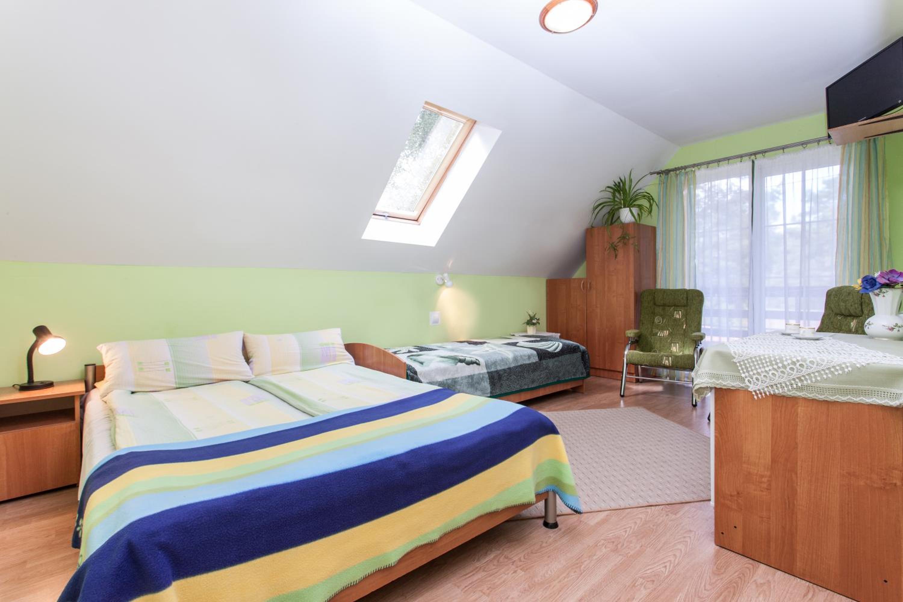 Triple Room with Balcony - Photo 3