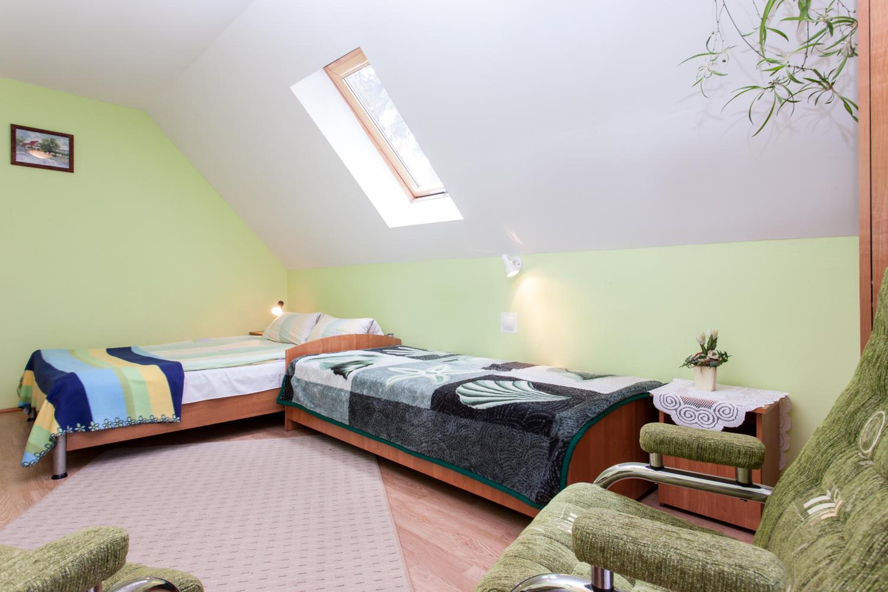 Triple Room with Balcony - Photo 4