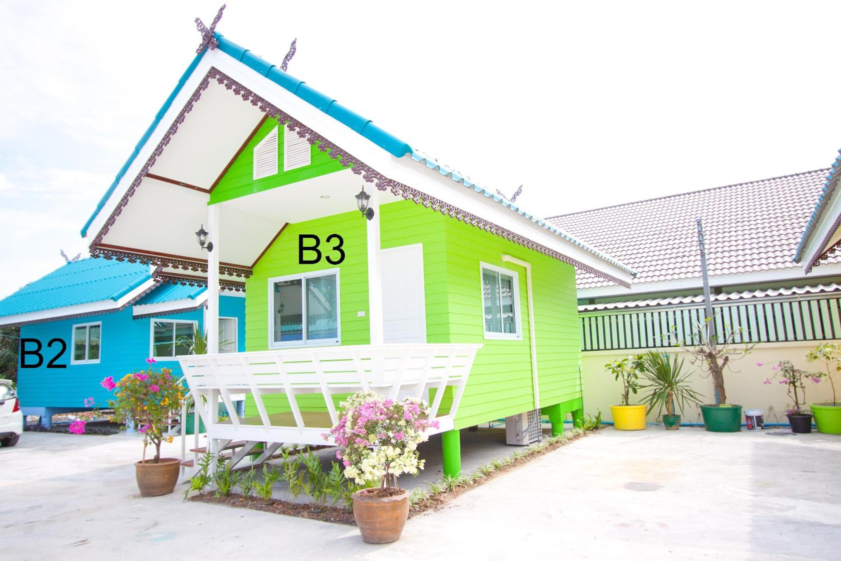 One-Bedroom House - Photo 17