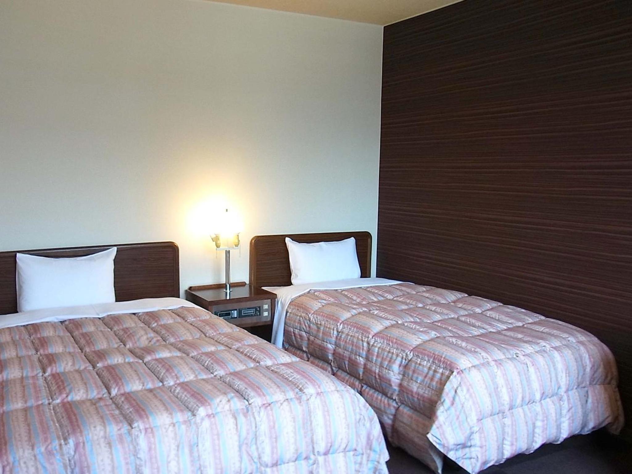 Twin Room - Photo 1