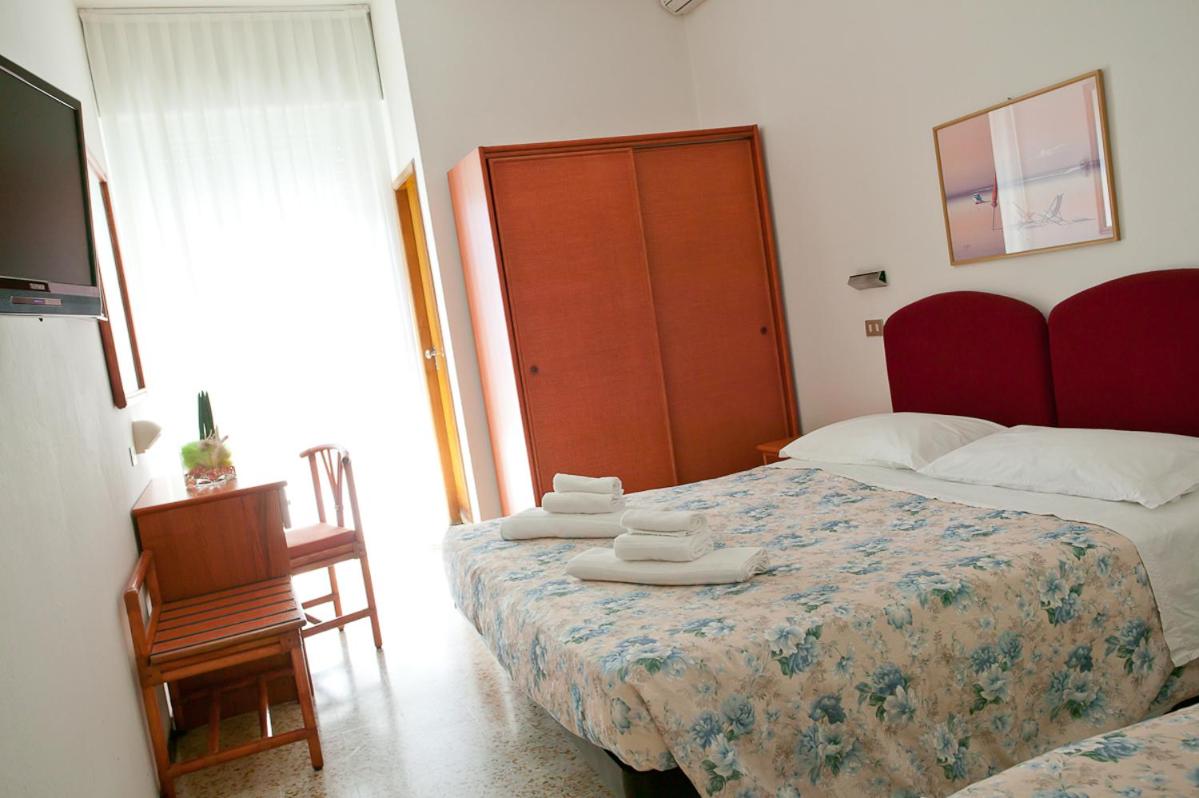Comfort Triple Room - Photo 5