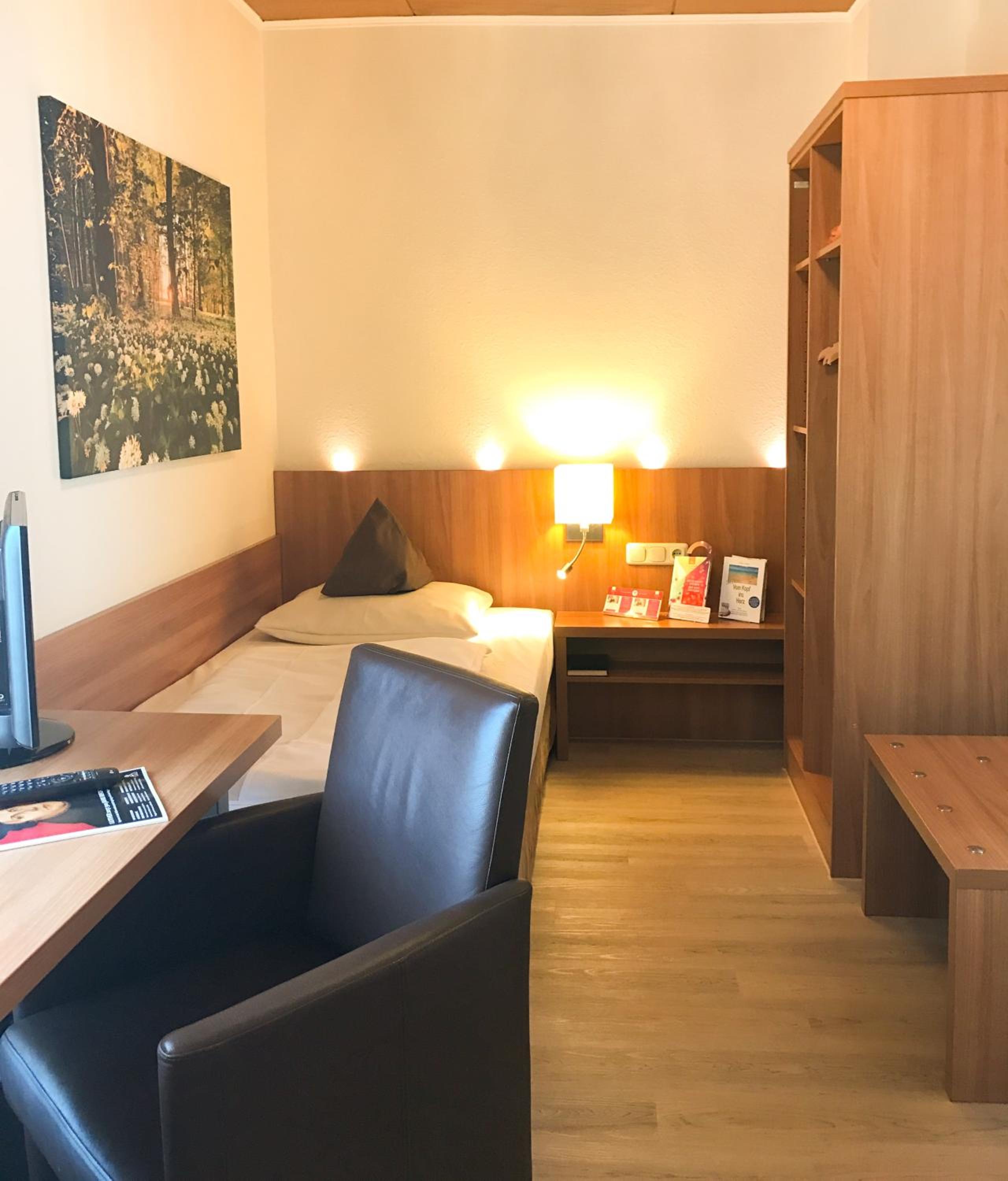 Economy Single Room photo 2