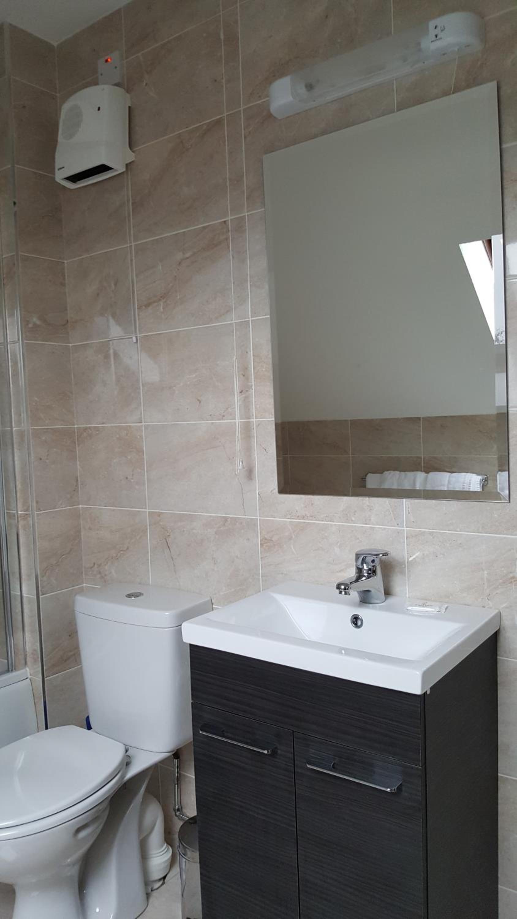 Apartment - Split Level - Photo 19