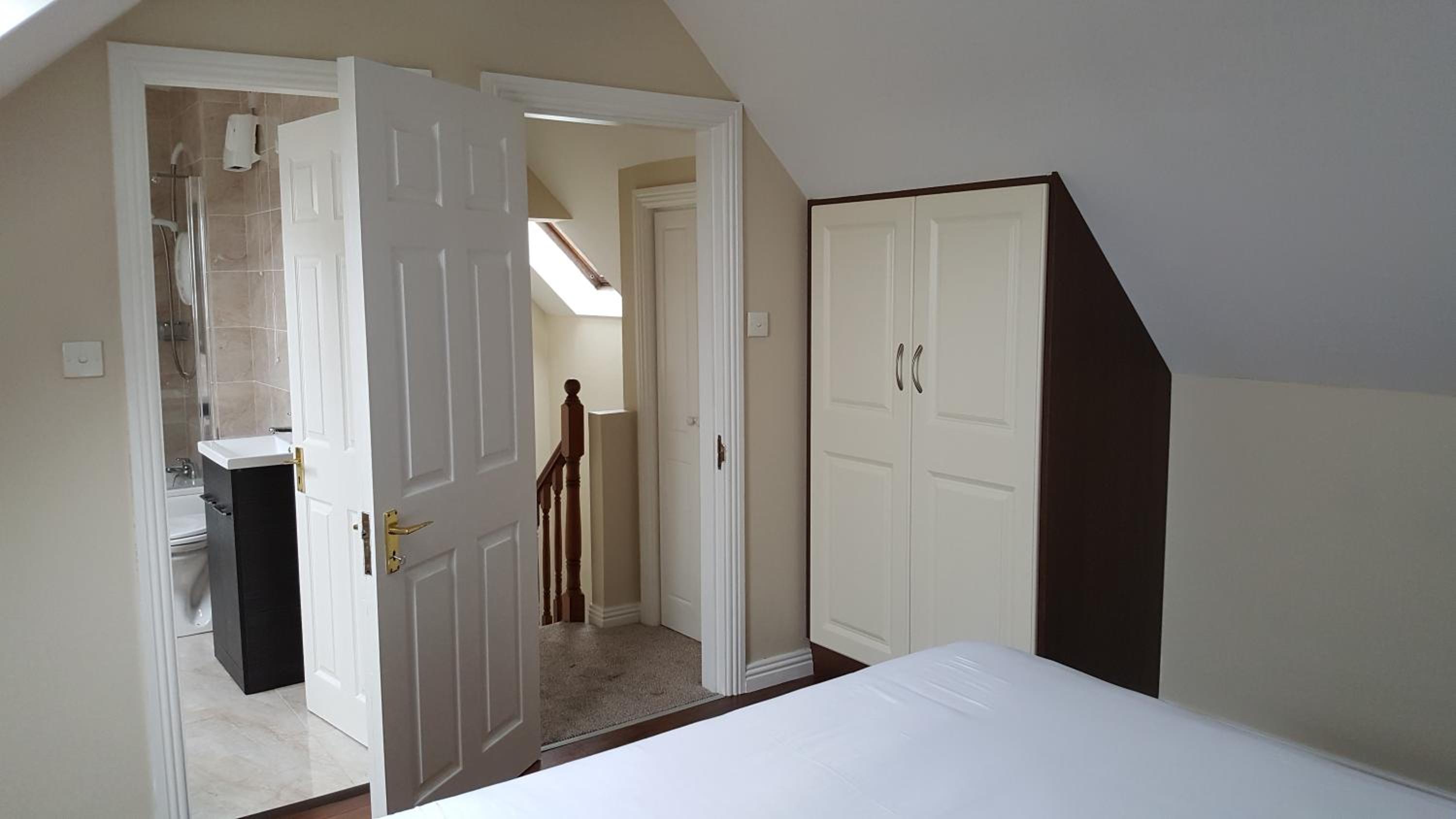 Apartment - Split Level - Photo 22