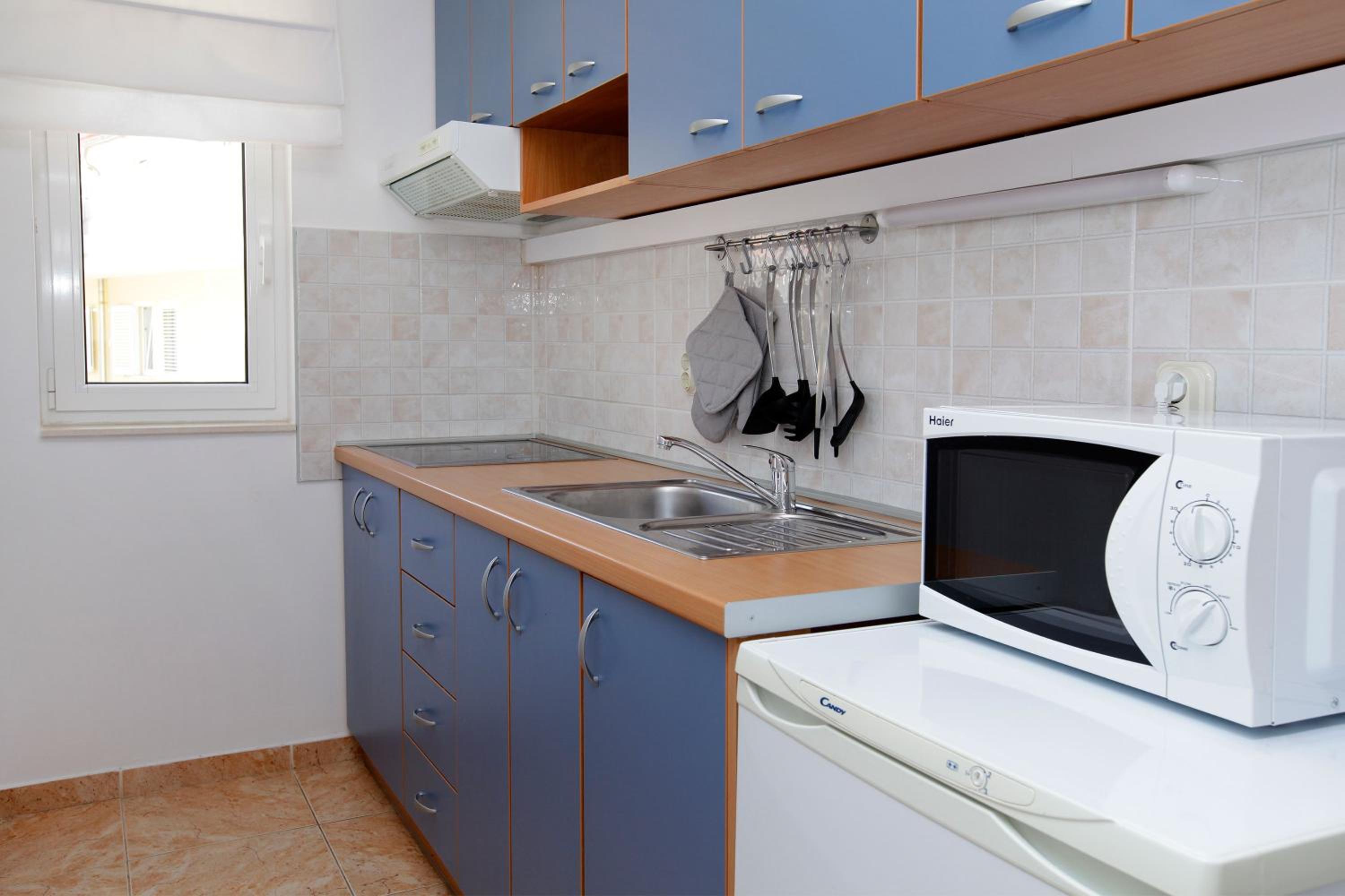 Two-Bedroom Apartment with Balcony photo 3