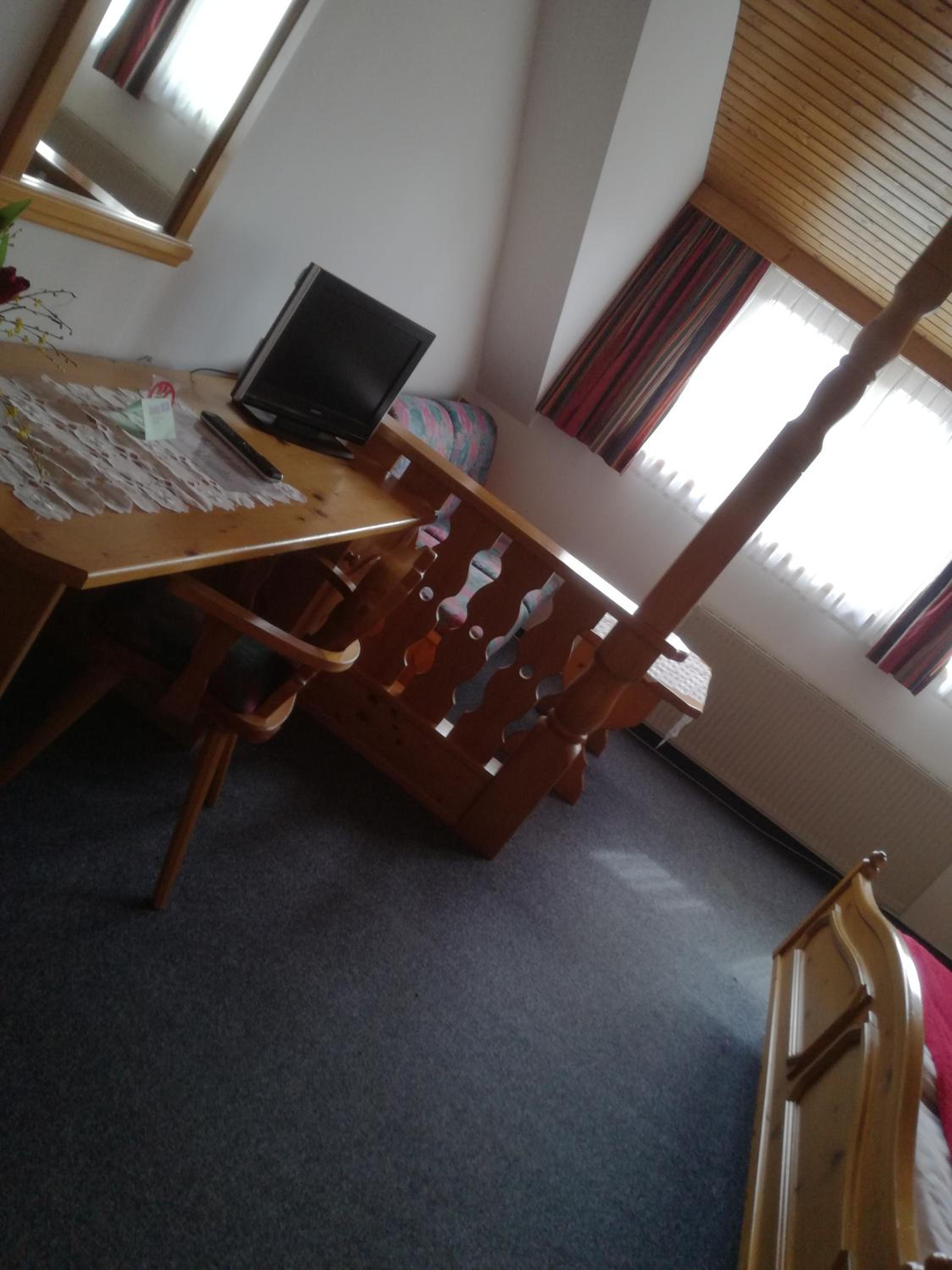 Standard Double Room - Photo 4