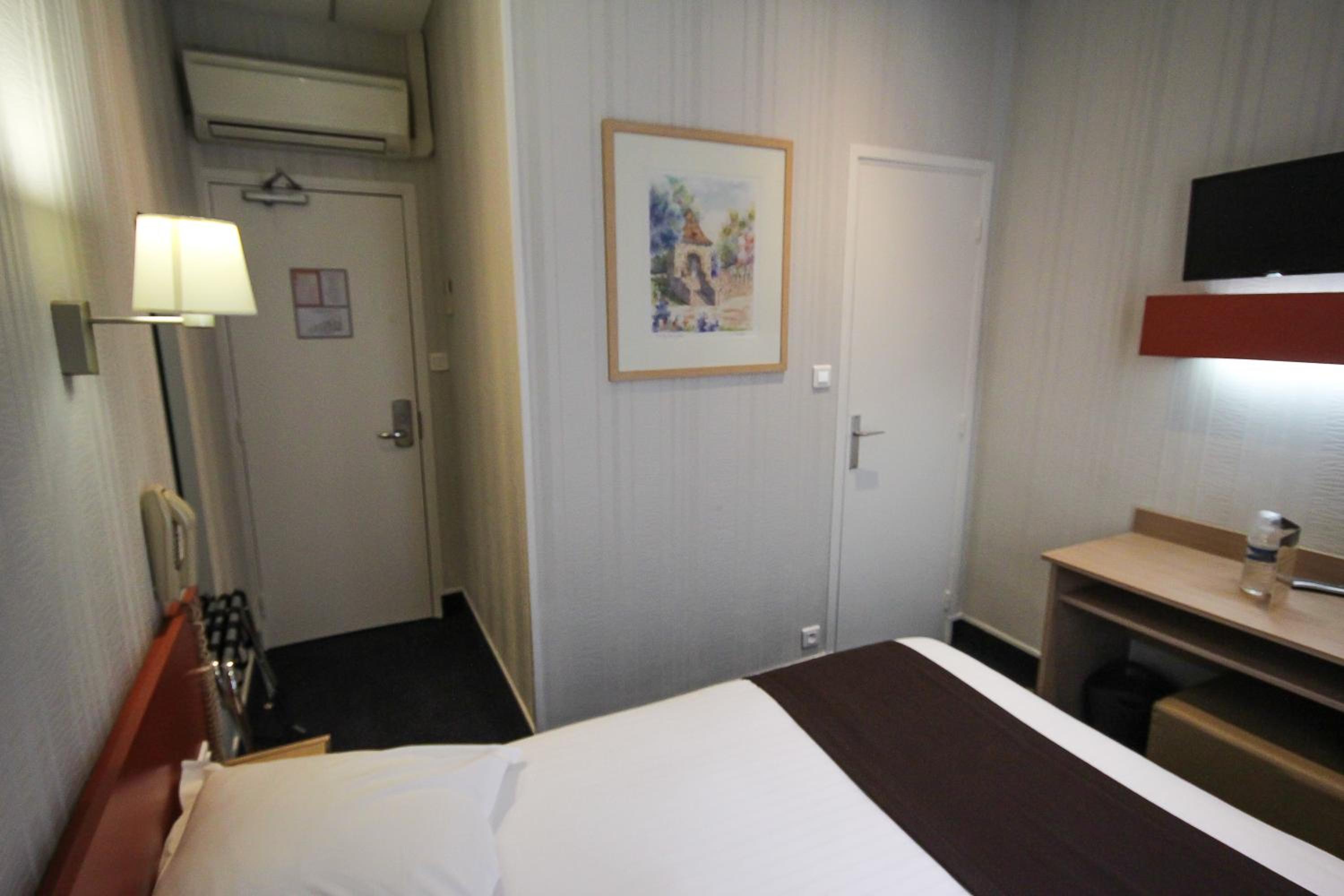 Single Room with Shower photo 1