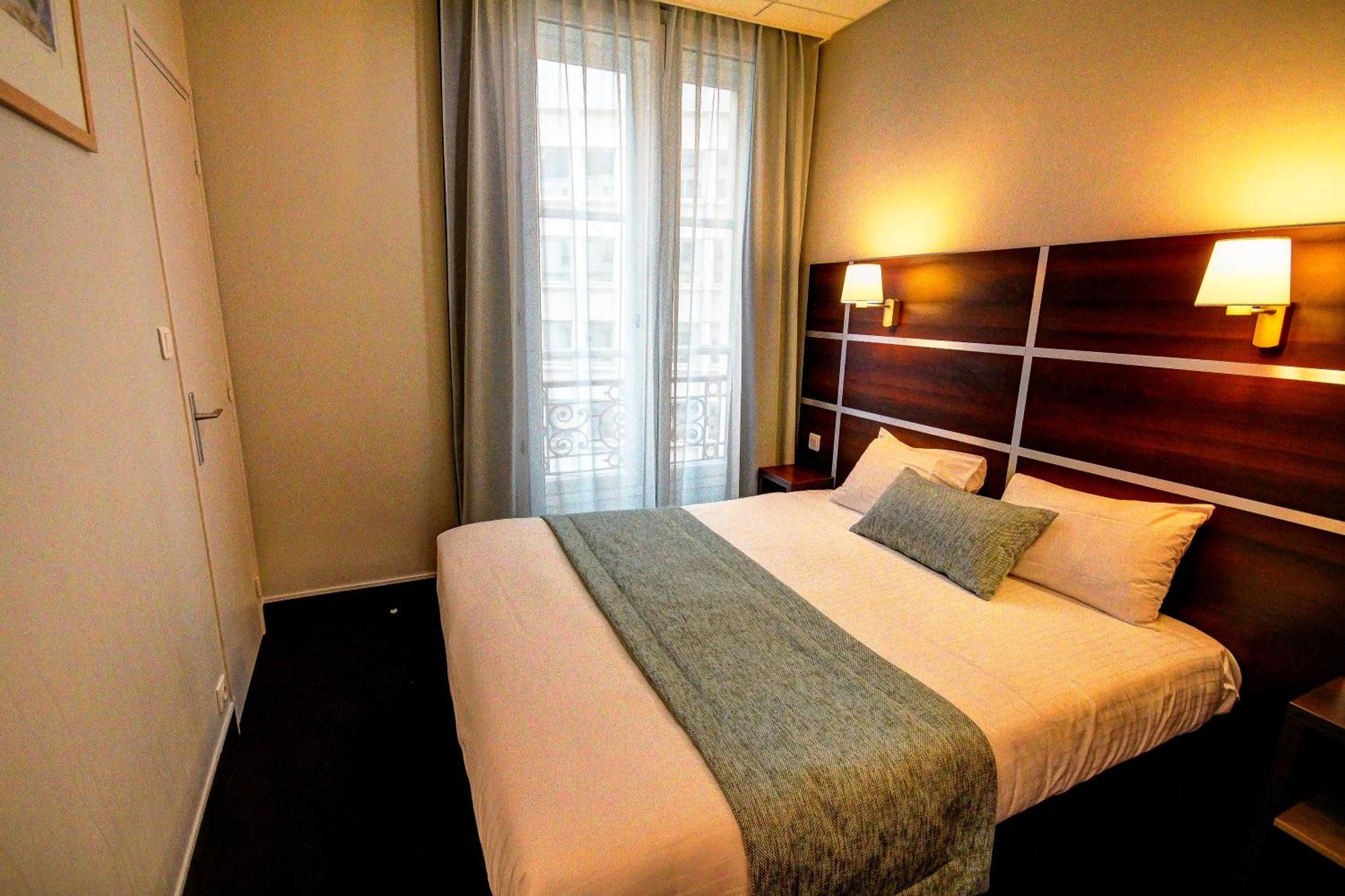 Double Room with Shower photo 1
