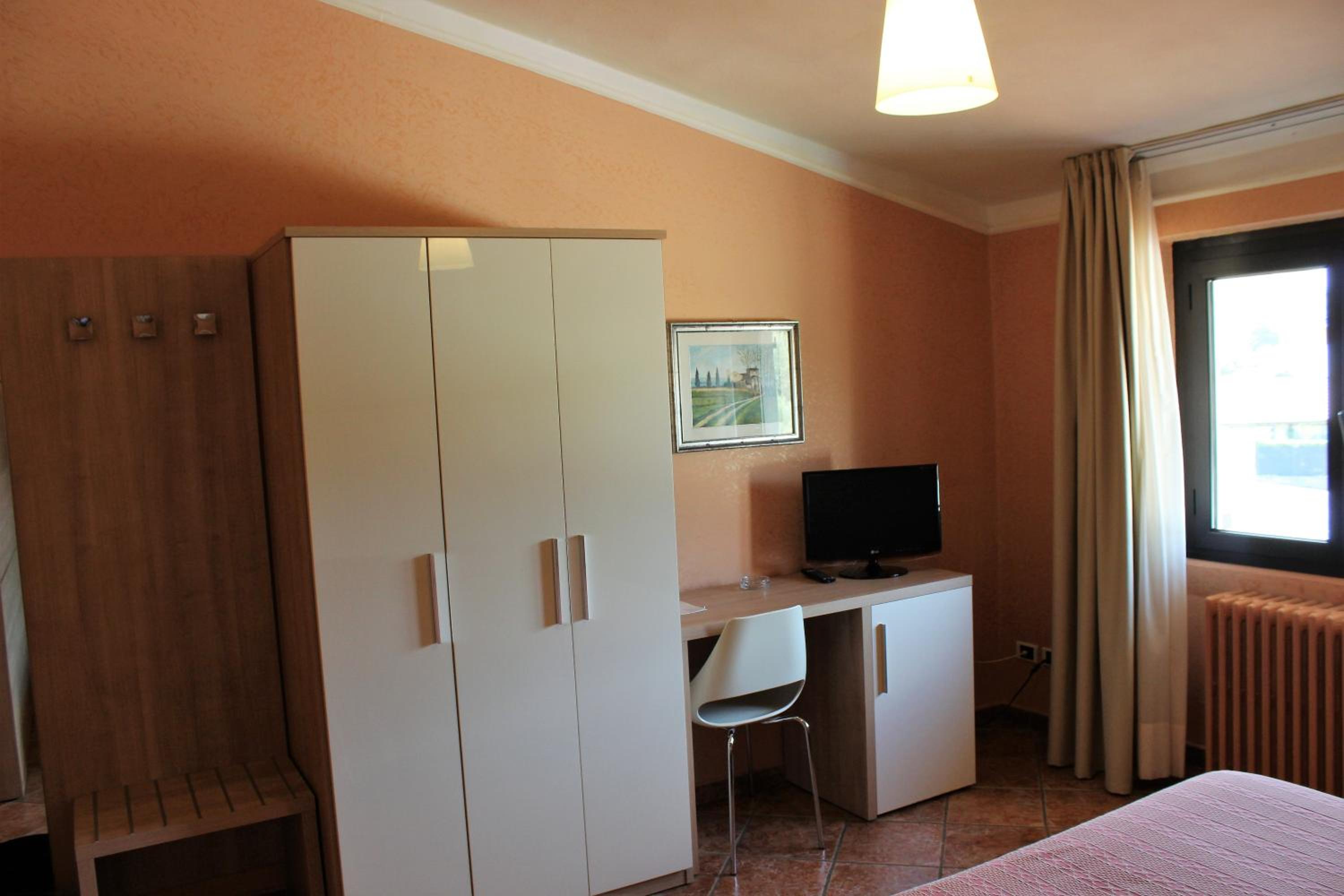 Family Room - Photo 1
