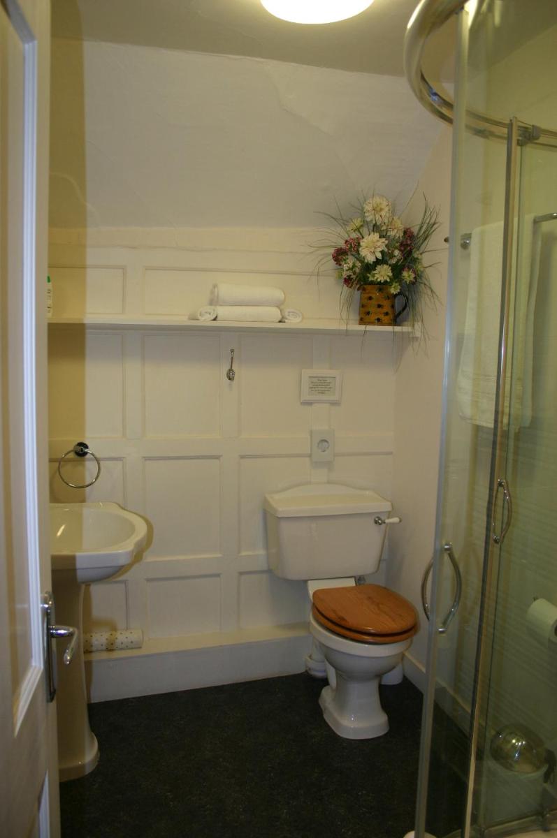 Double Room with Four Poster Bed photo 2