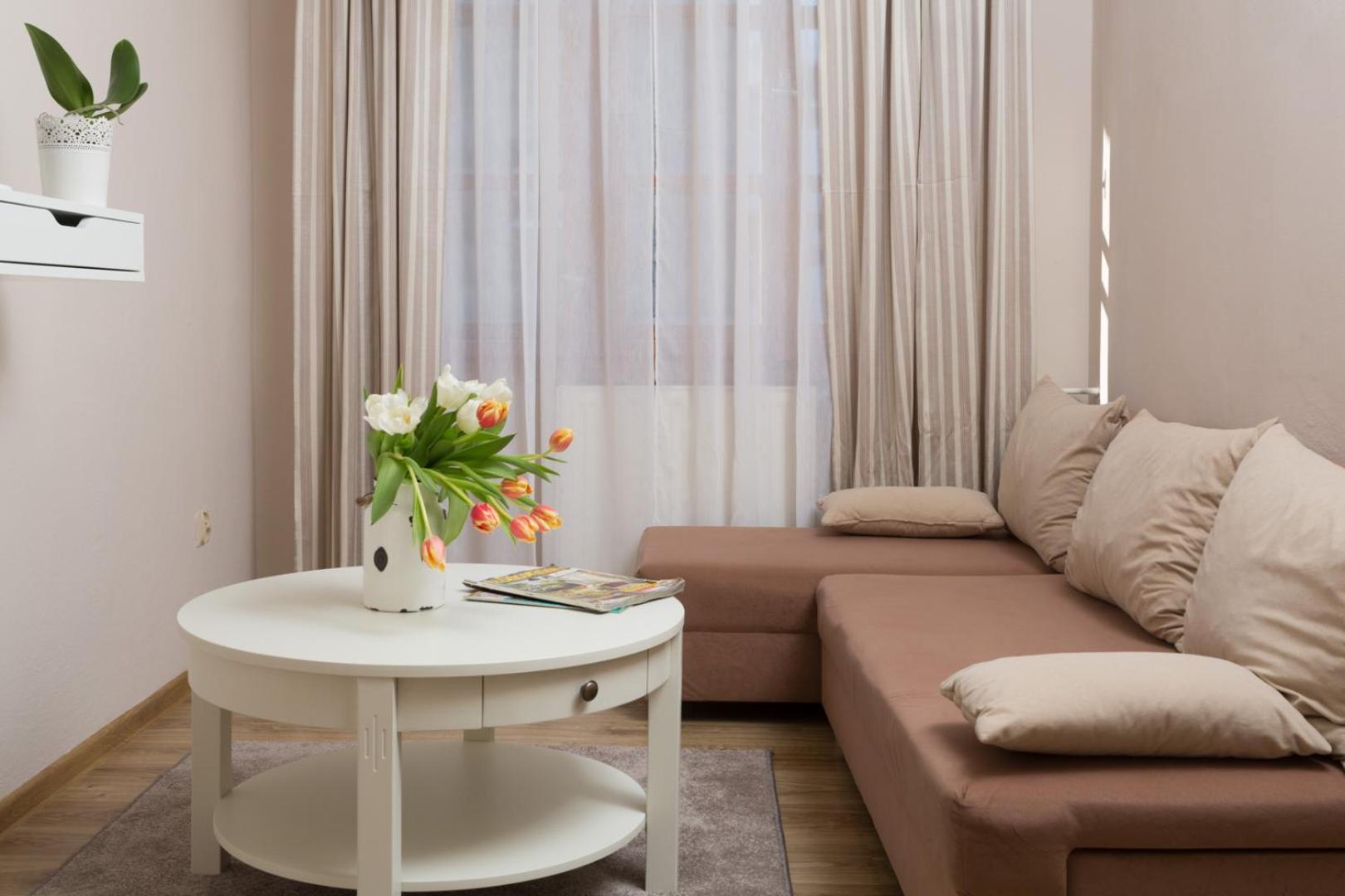 Two-Bedroom Apartment - Photo 9