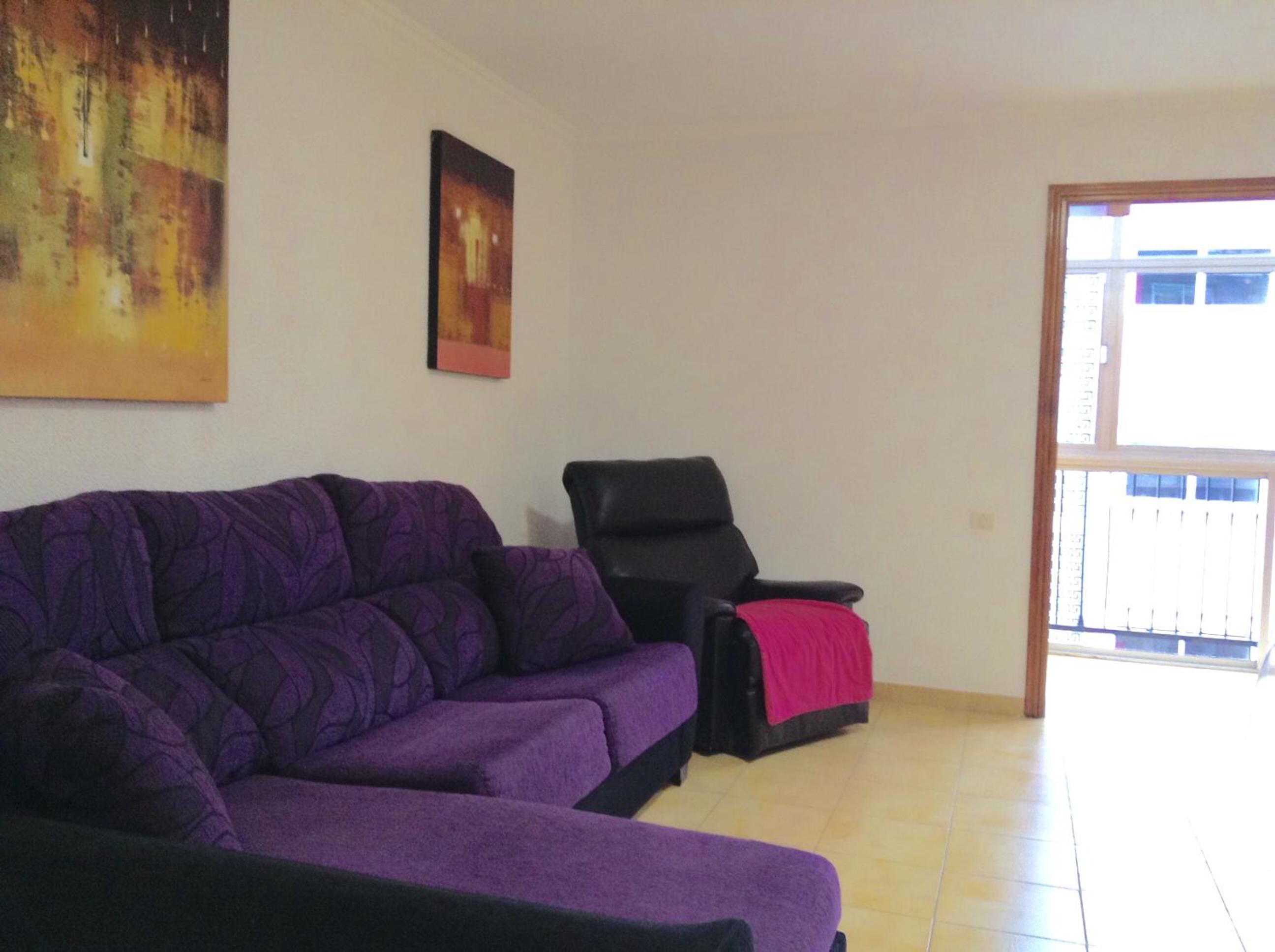 Apartamento con Balcón