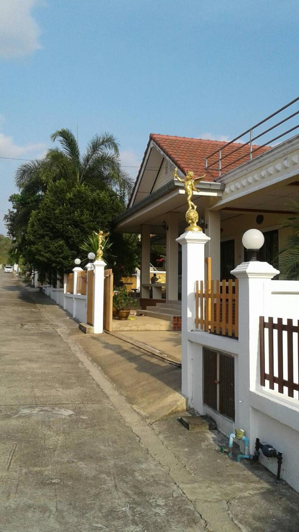 Villa with Private Pool - Photo 4