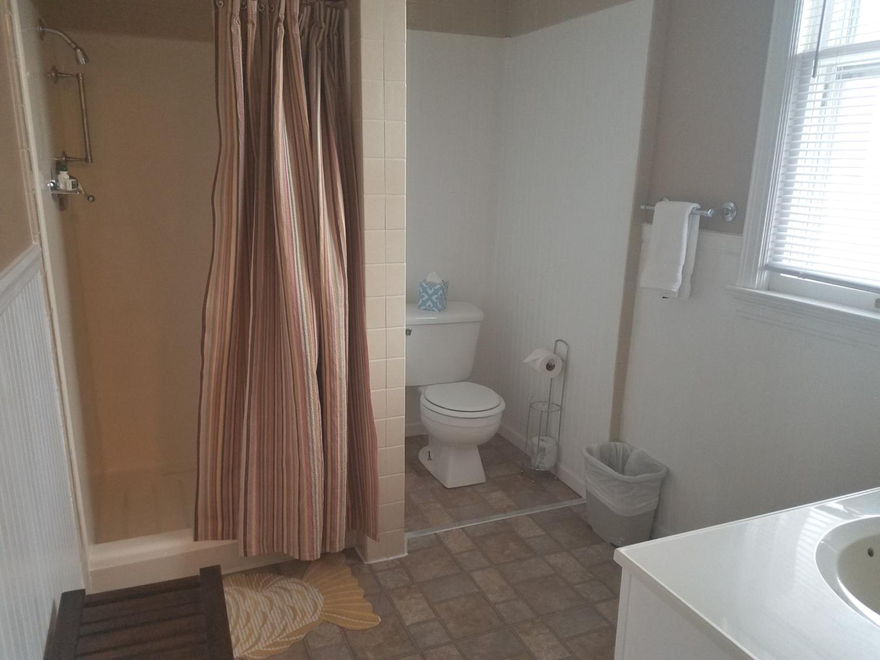 Budget Double Room photo 2
