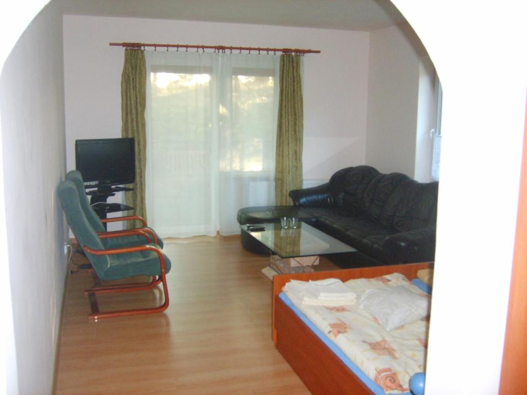 Double Room with Private Bathroom - Photo 3