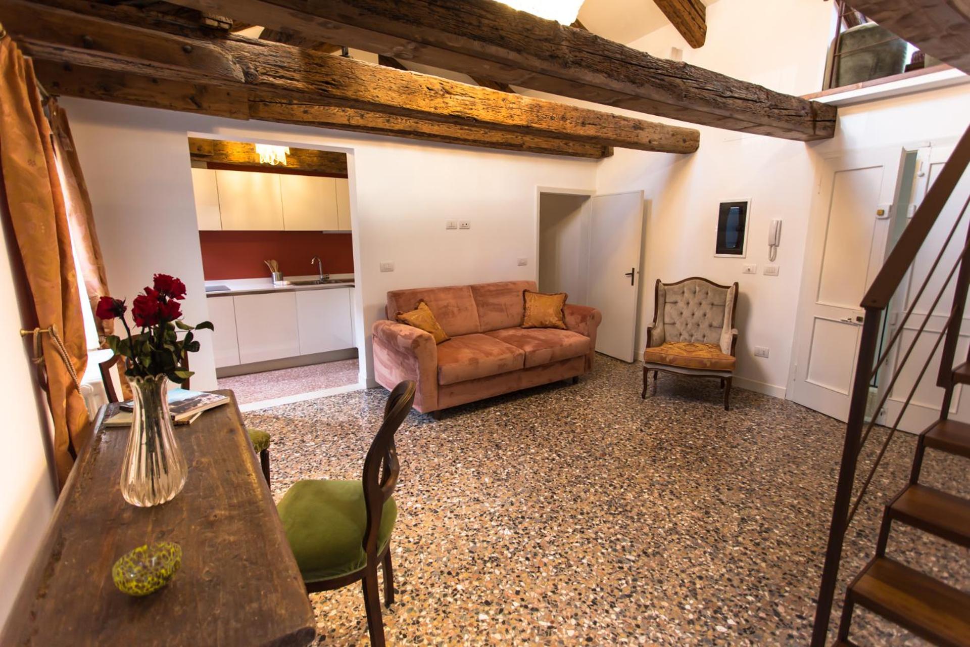 Apartment with Terrace photo 3