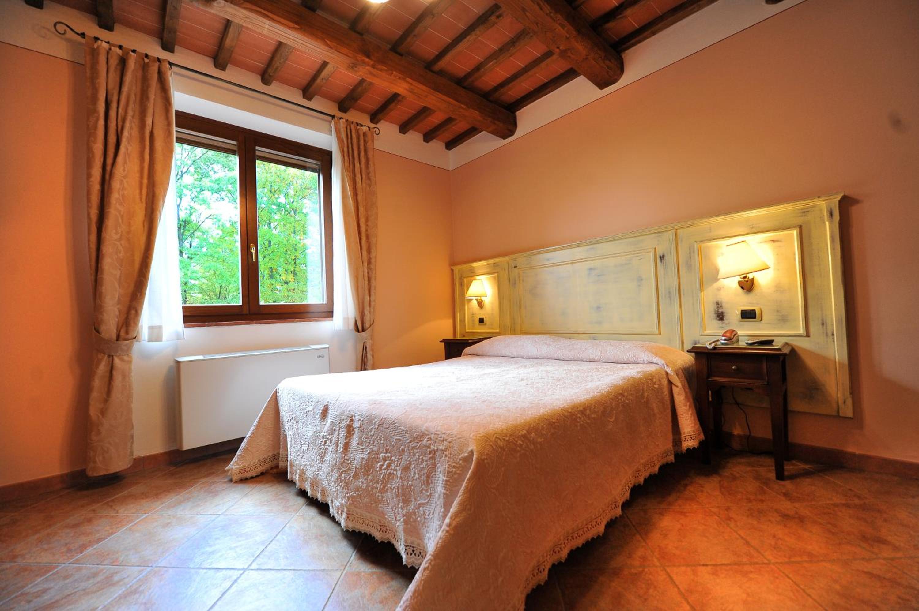 Family Room - Photo 9