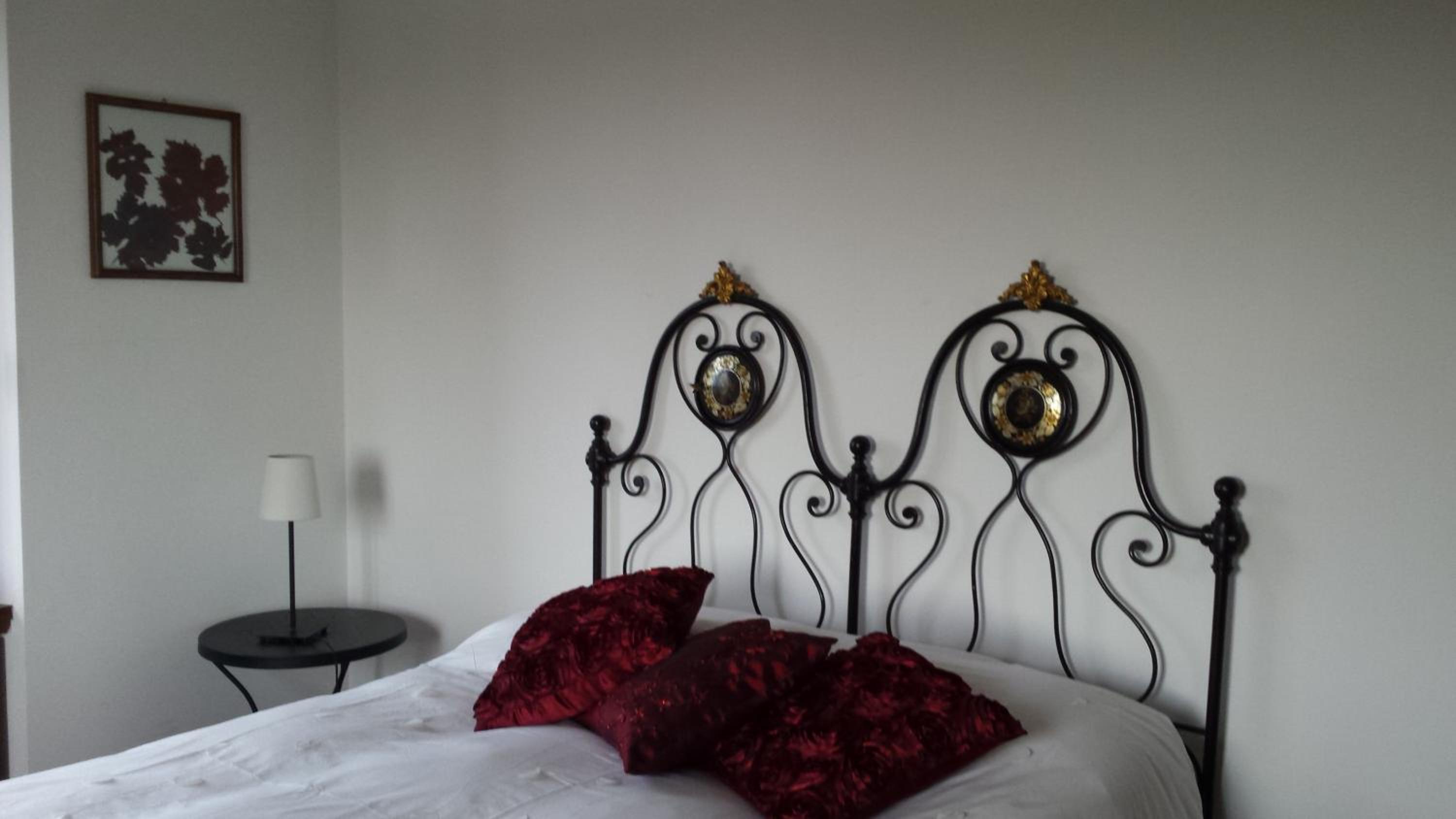 Double Room - Photo 11